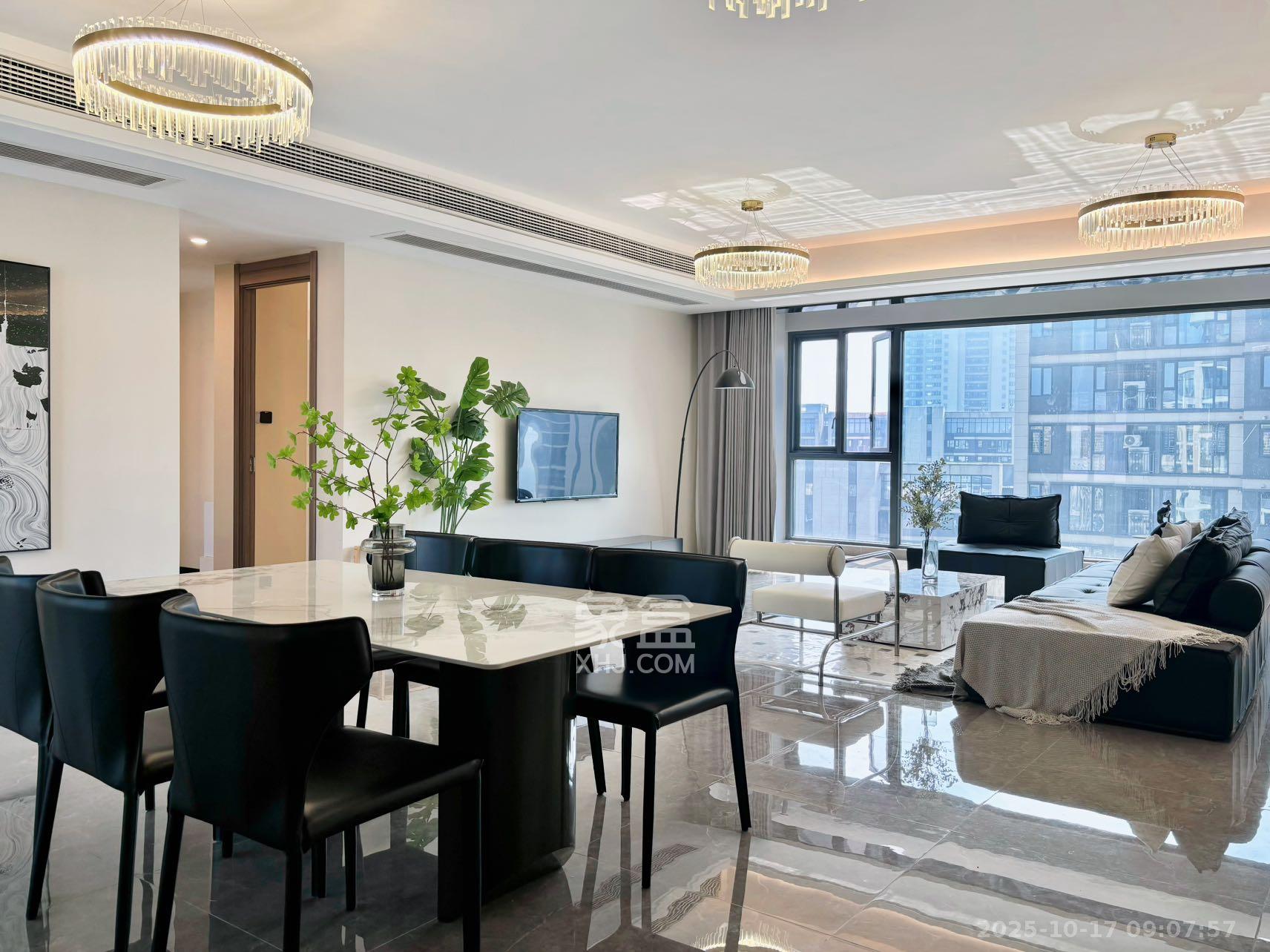 中海阅溪府 4室2厅3卫 8800.0元/月 中海阅溪府 4室2厅3卫 8800.0元/月室内图