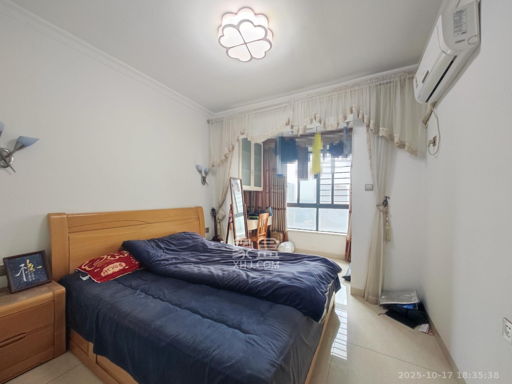 五矿万境水岸一期（万境水岸嘉苑）  2室2厅1卫    85.0万卧室