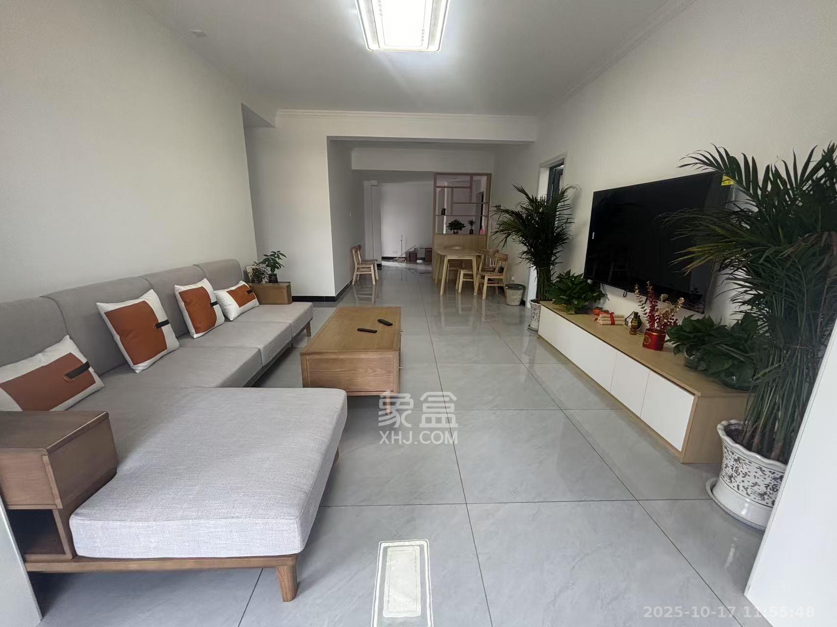 爵士湘  3室2厅2卫    2500.0元/月室内图