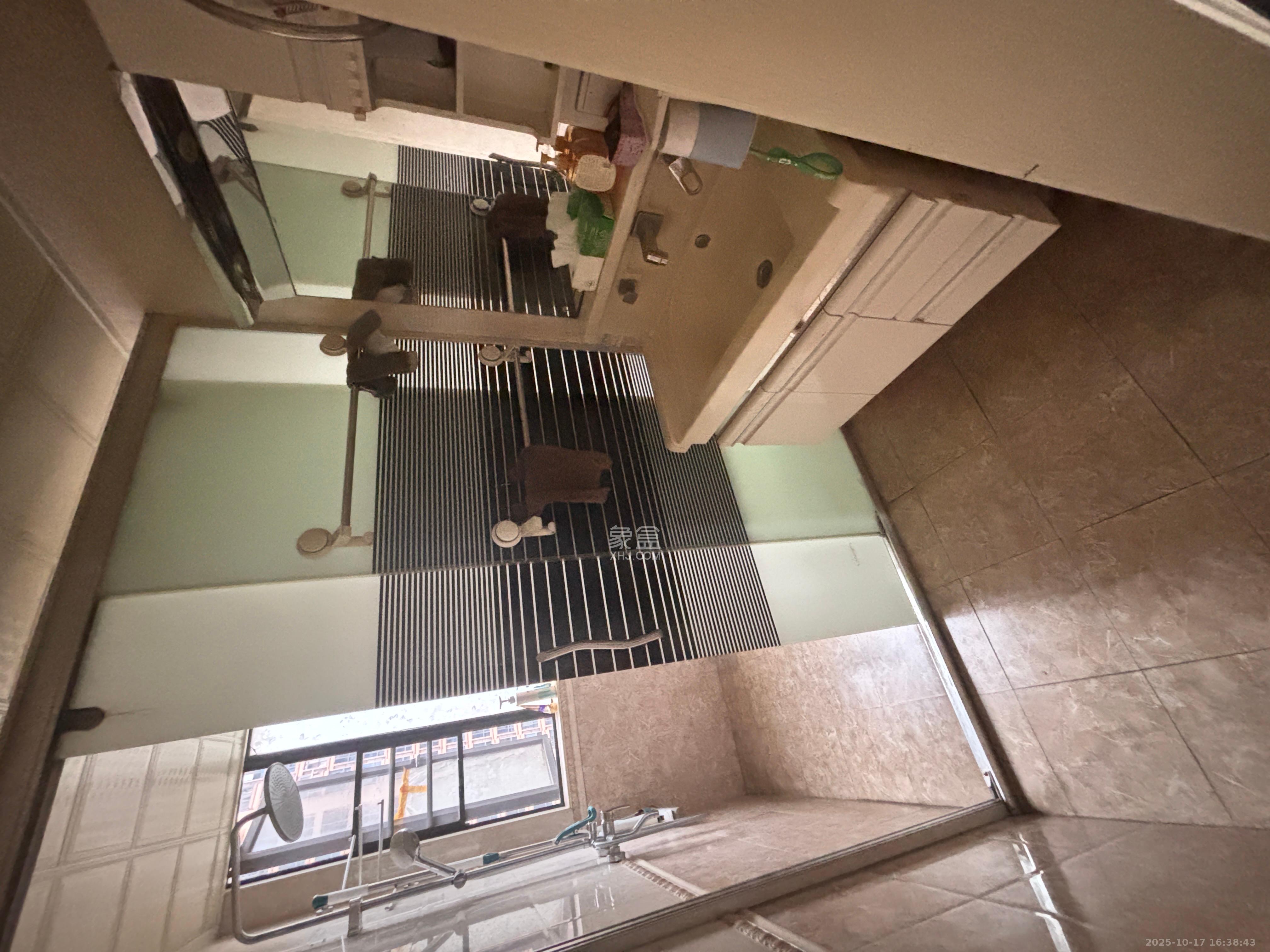 兴威帕克水岸  3室2厅2卫    2600.0元/月 兴威帕克水岸  3室2厅2卫    2600.0元/月室内图