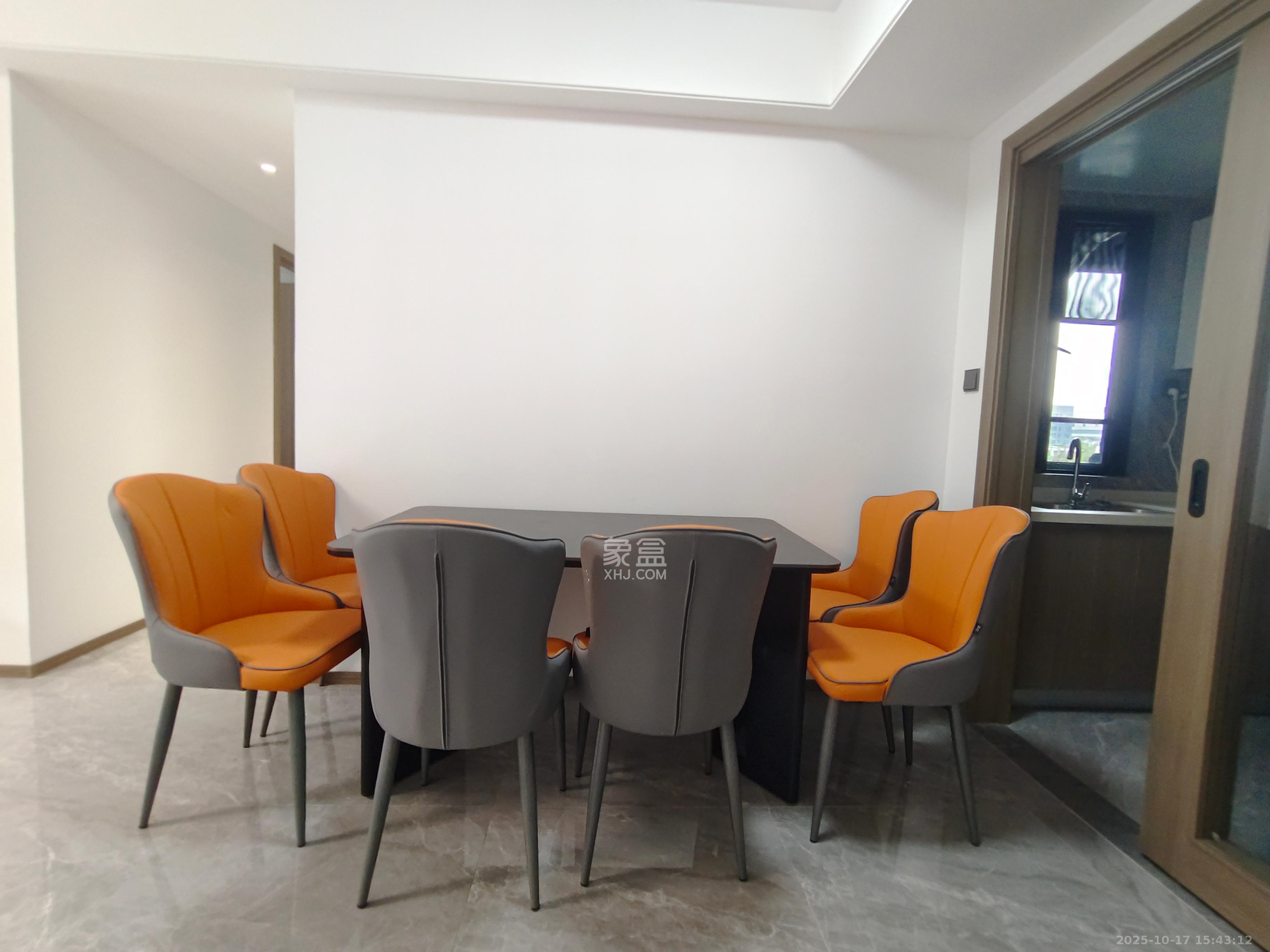 百世云境  3室2厅2卫    3300.0元/月 百世云境  3室2厅2卫    3300.0元/月室内图