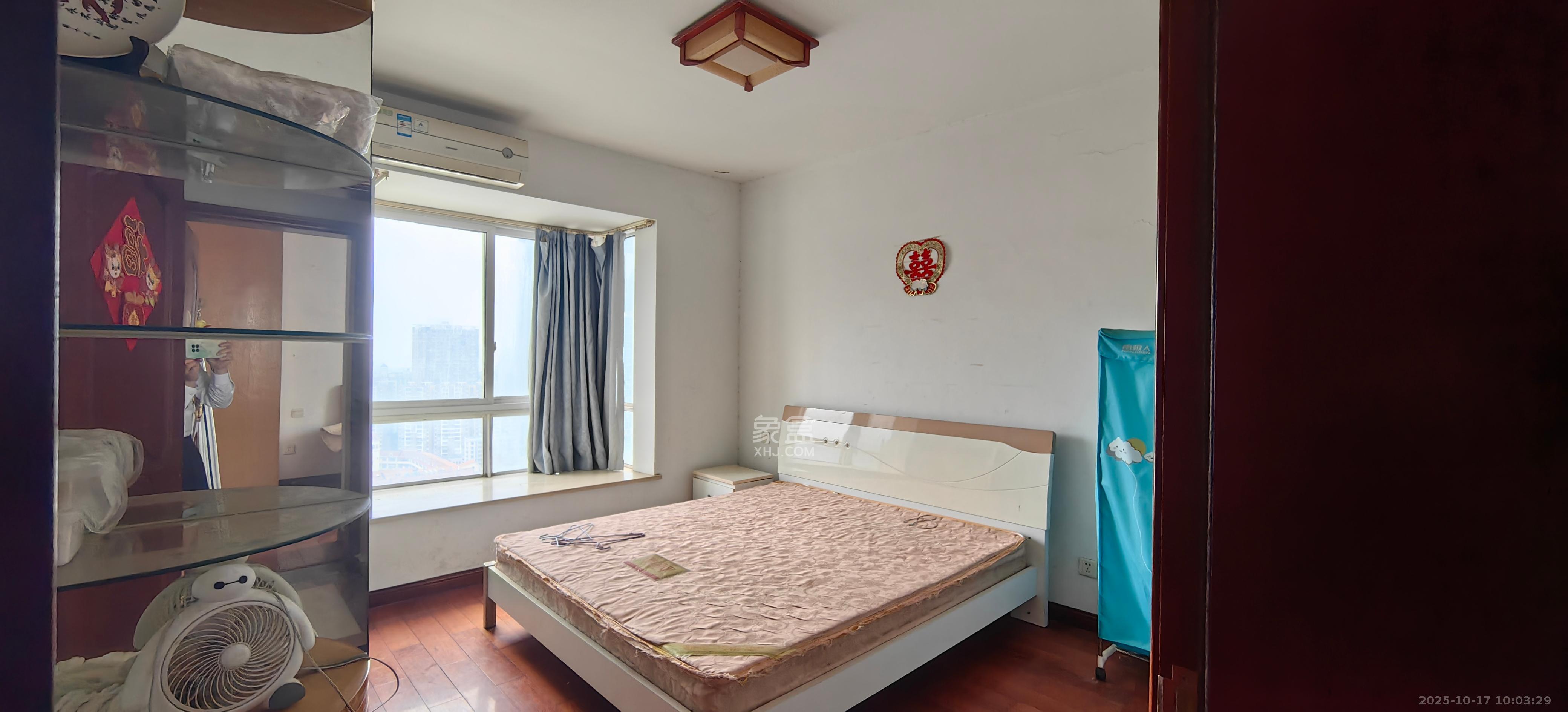 星沙教师公寓  3室2厅1卫    1750.0元/月 星沙教师公寓  3室2厅1卫    1750.0元/月室内图