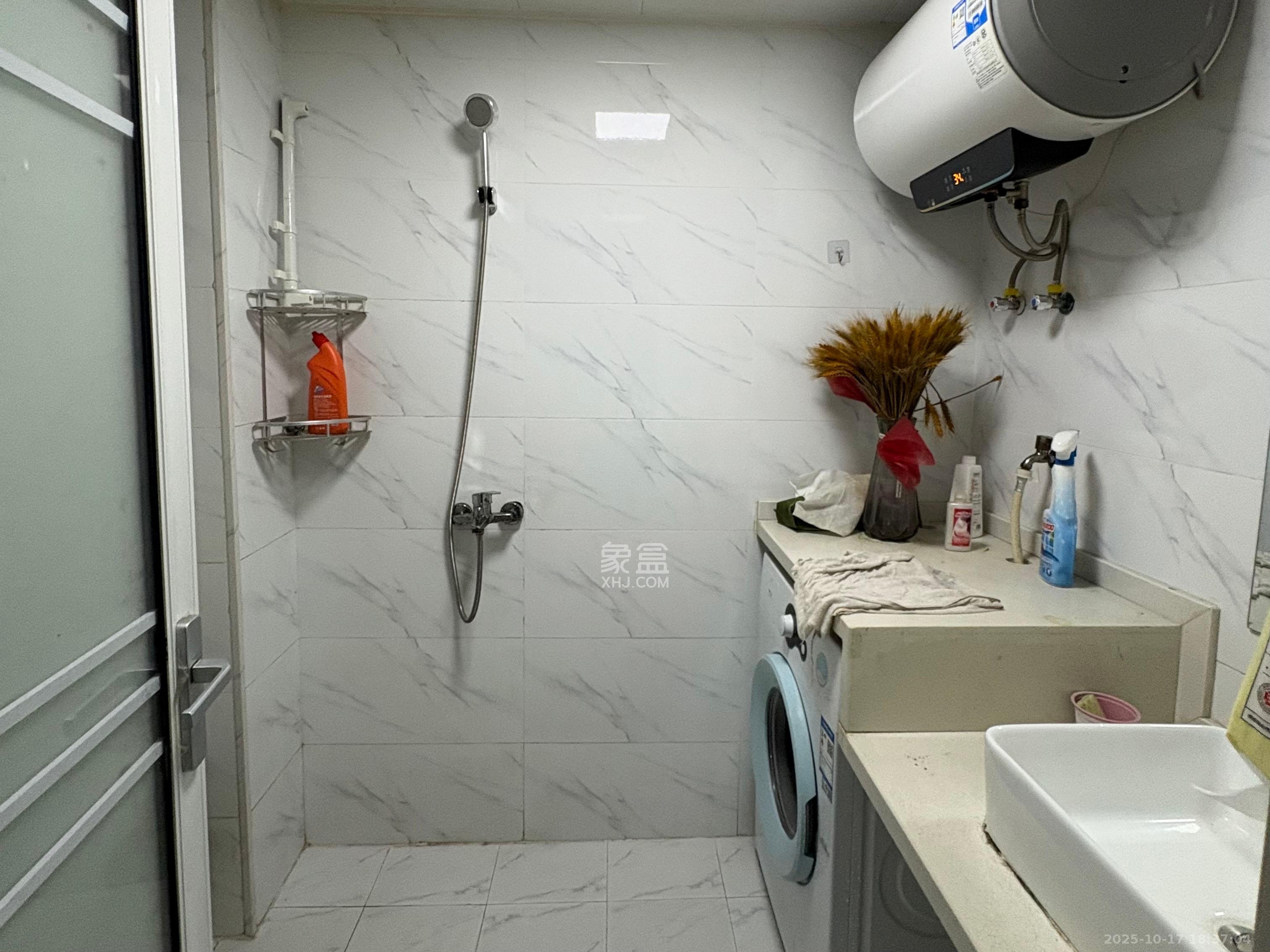 金科时代中心  1室1厅1卫    1500.0元/月室内图