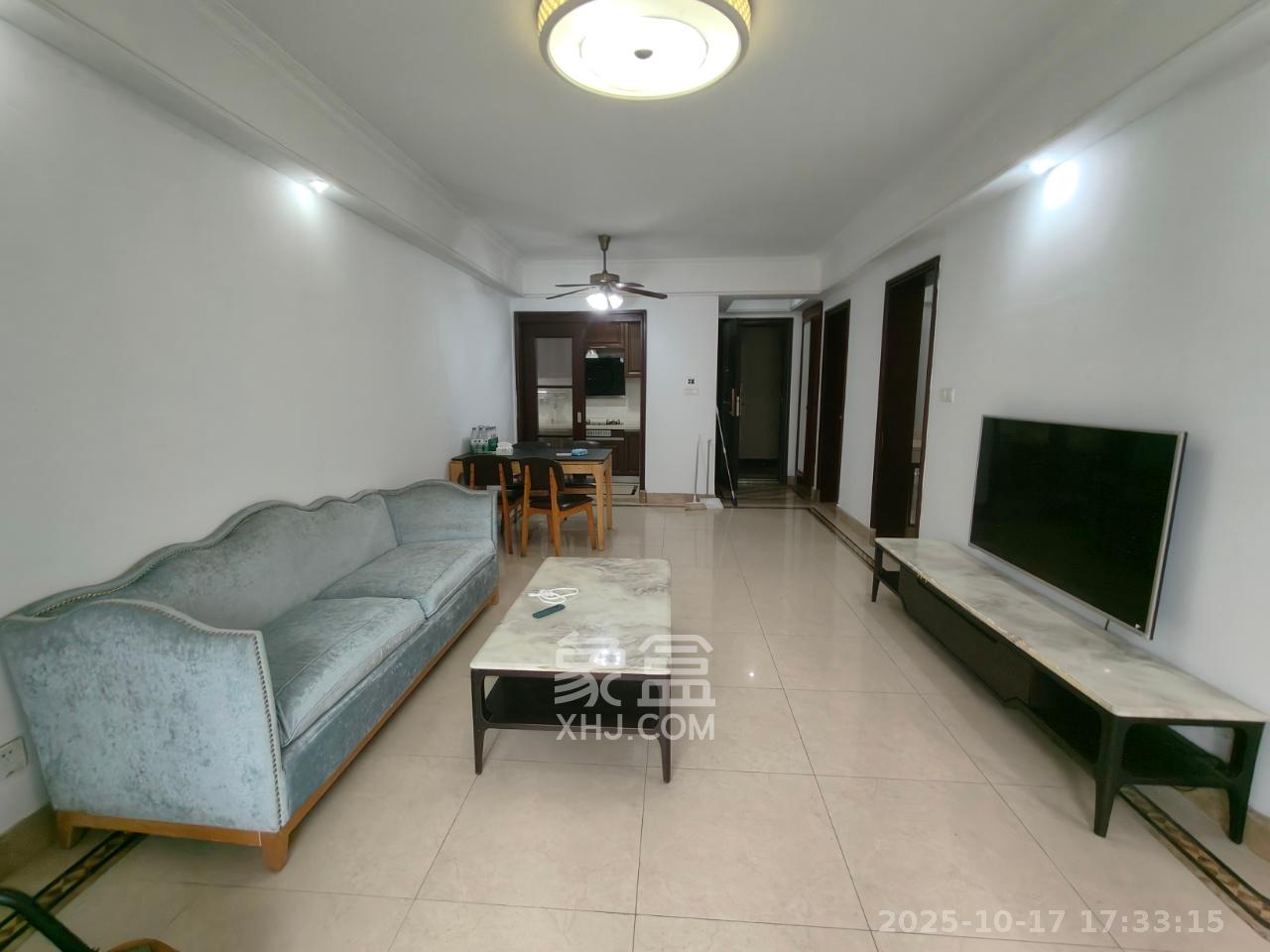 中海国际一期  3室2厅1卫    1900.0元/月