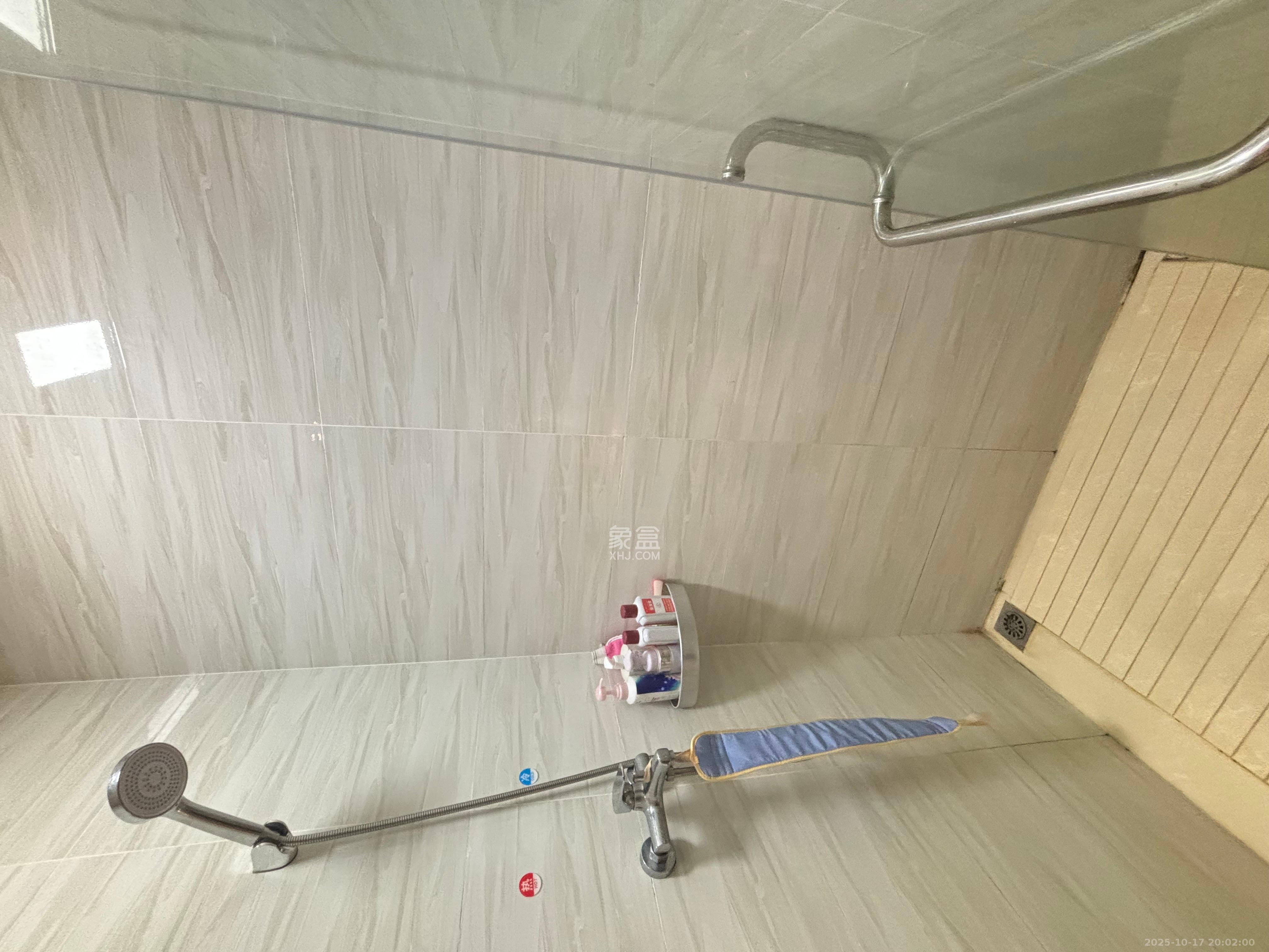 恒大珺悦府  1室1厅1卫    1500.0元/月室内图