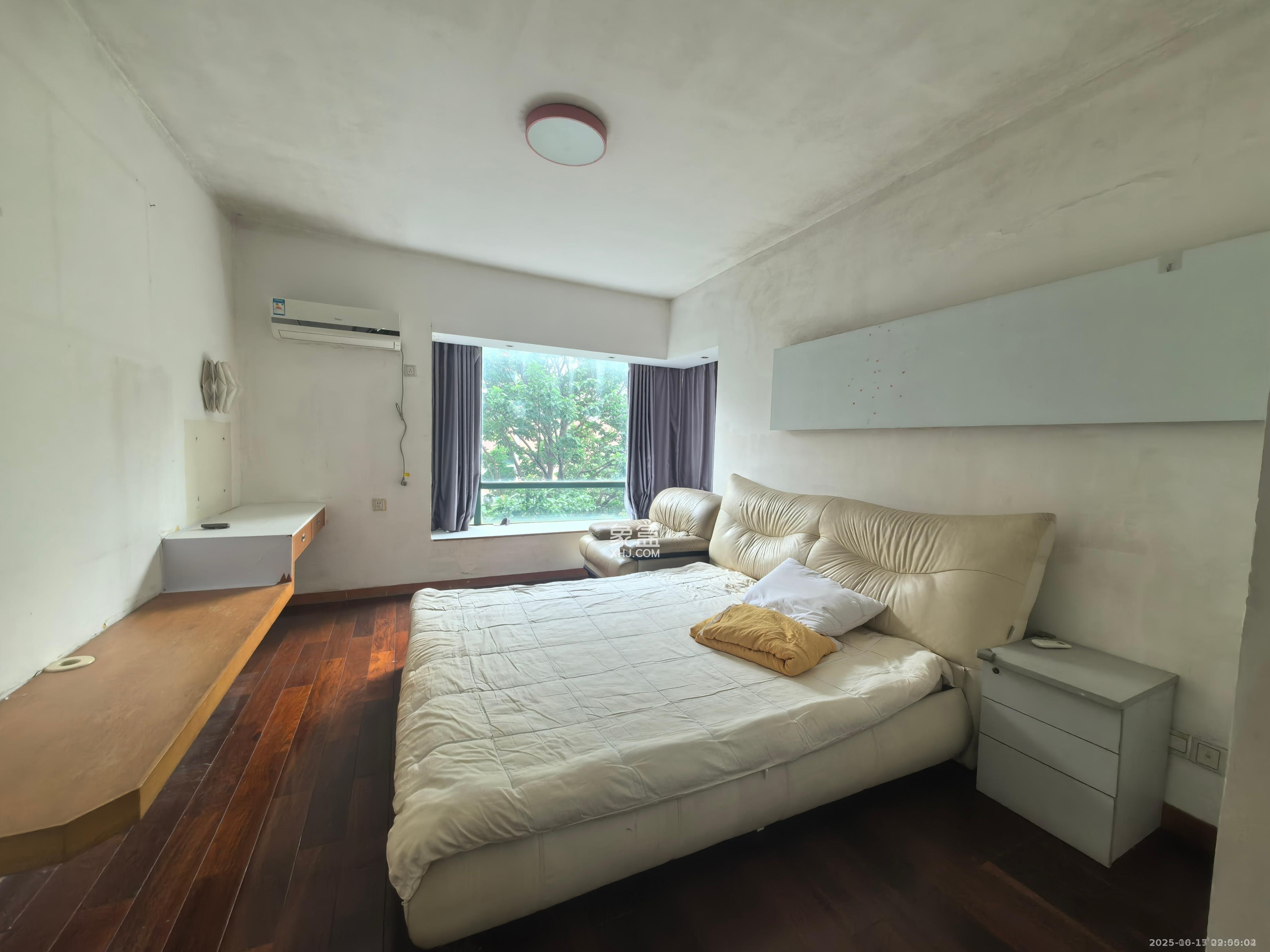 亚华香舍花都 3室2厅2卫 2500.0元/月 亚华香舍花都 3室2厅2卫 2500.0元/月室内图