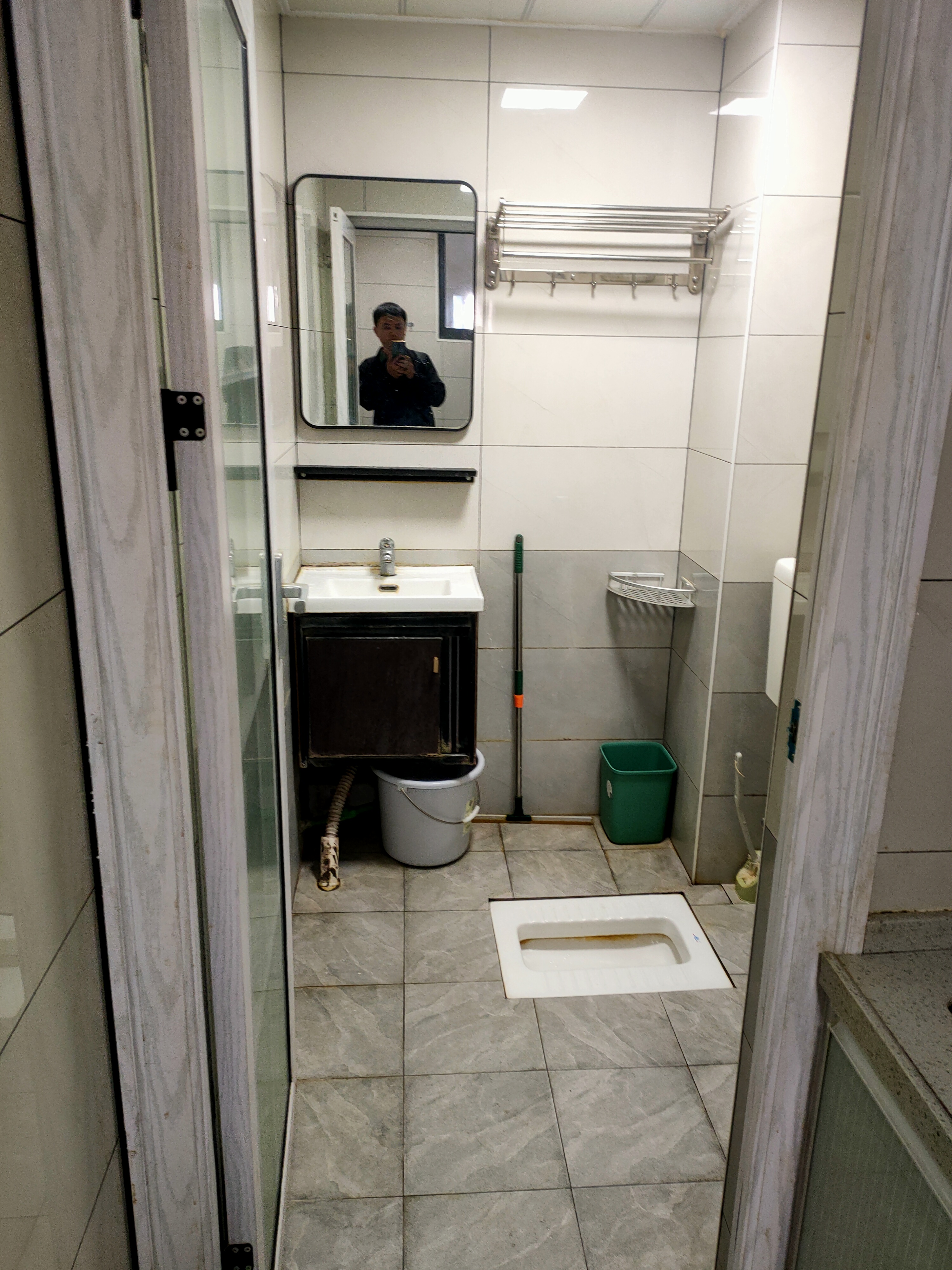 金钟大雁城  2室1厅1卫    1800.0元/月室内图