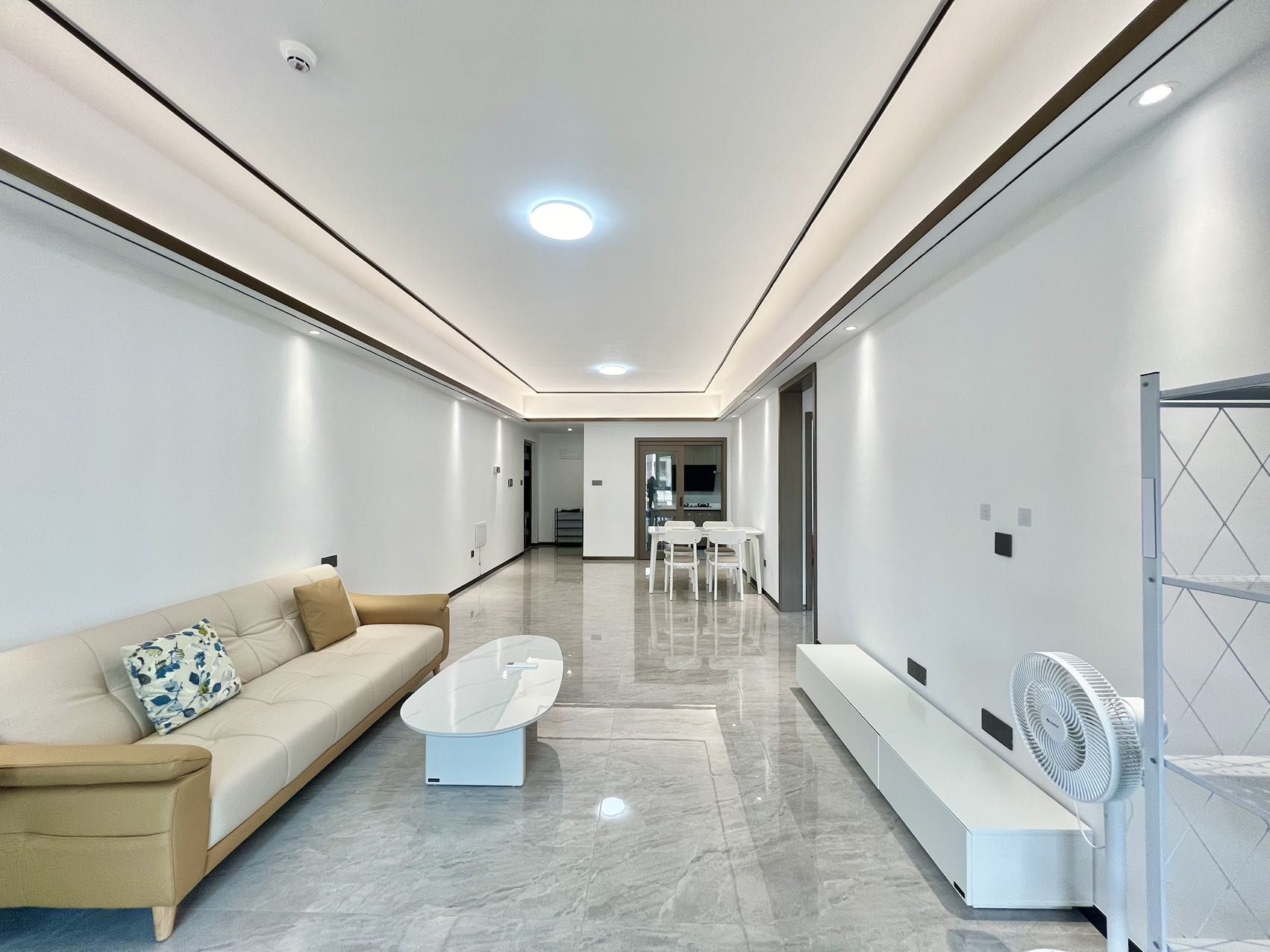 海航豪庭南苑  2室2厅1卫    4500.0元/月室内图