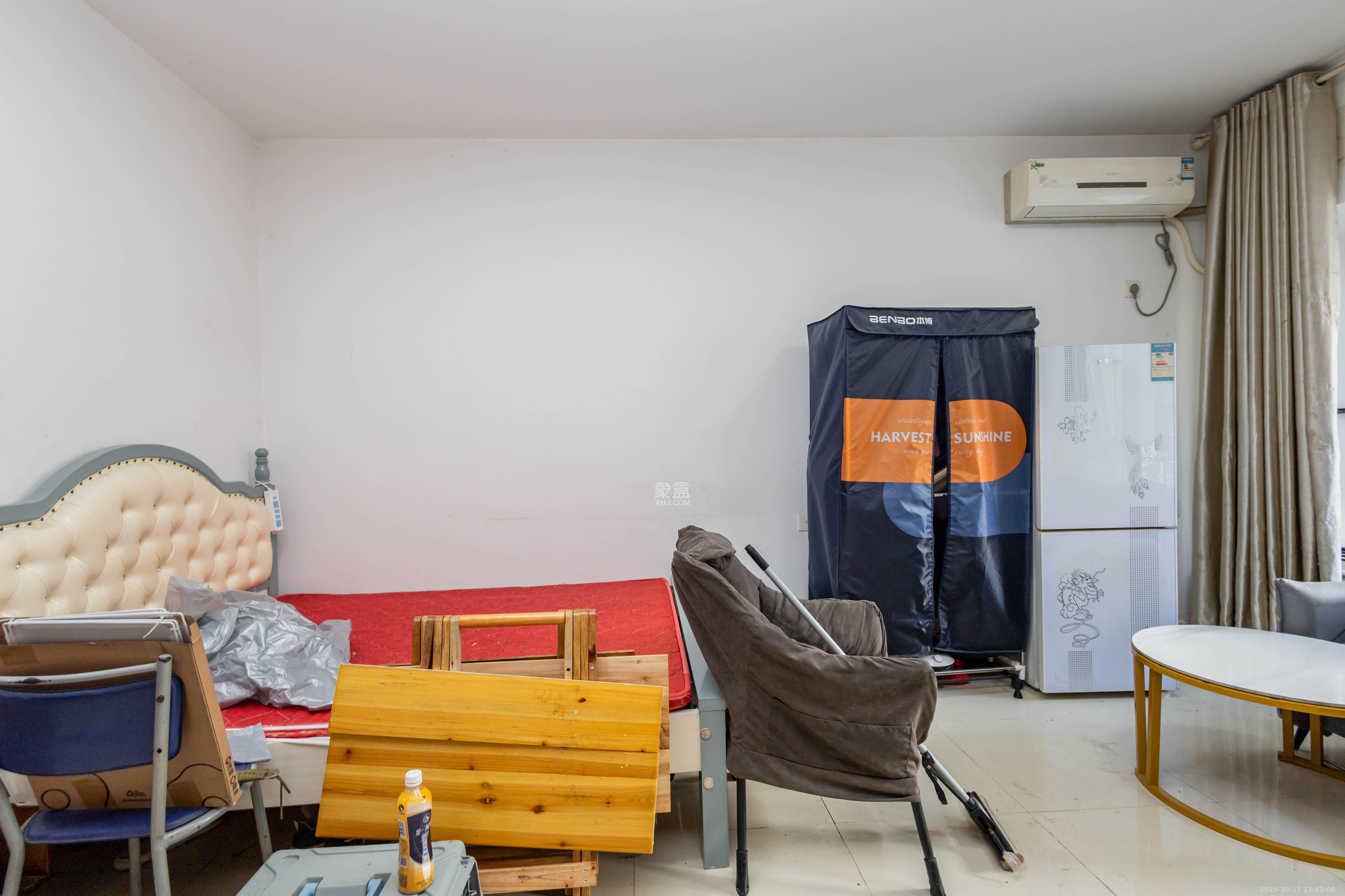 昌和商业中心/昌和国际  1室1厅1卫    22.0万客厅