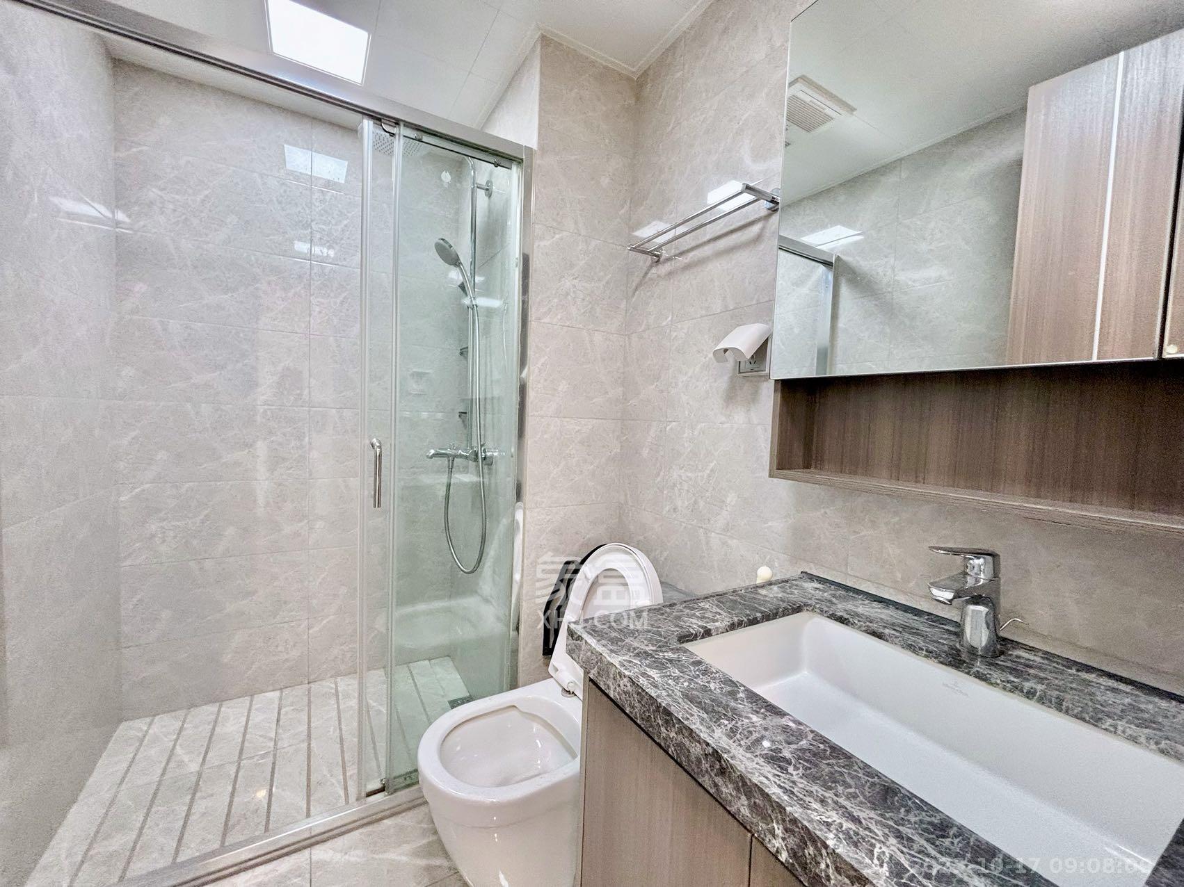 中海阅溪府 4室2厅3卫 8800.0元/月 中海阅溪府 4室2厅3卫 8800.0元/月室内图