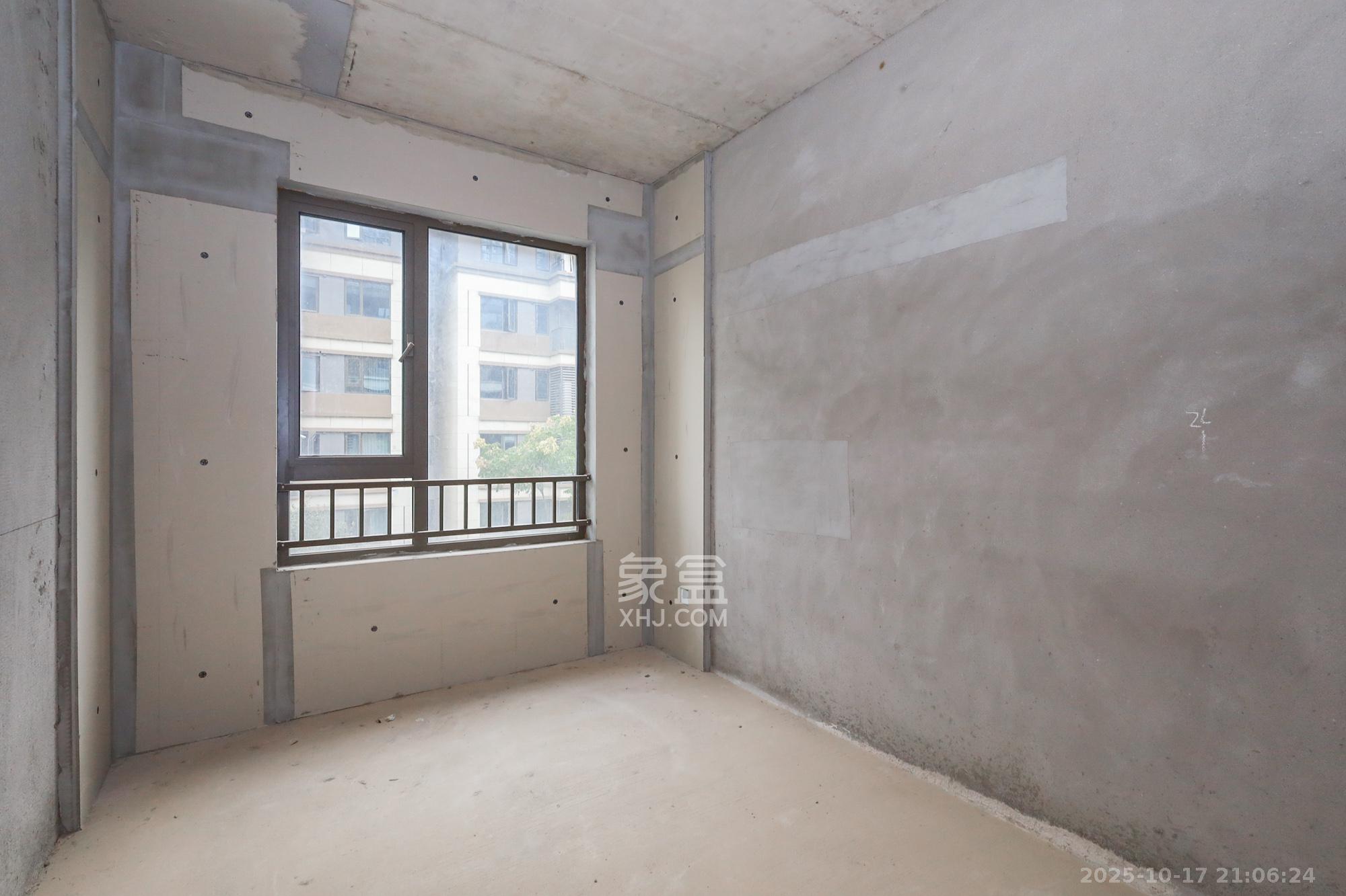 正荣滨江紫阙台  4室2厅2卫    280.0万 正荣滨江紫阙台  4室2厅2卫    280.0万卧室