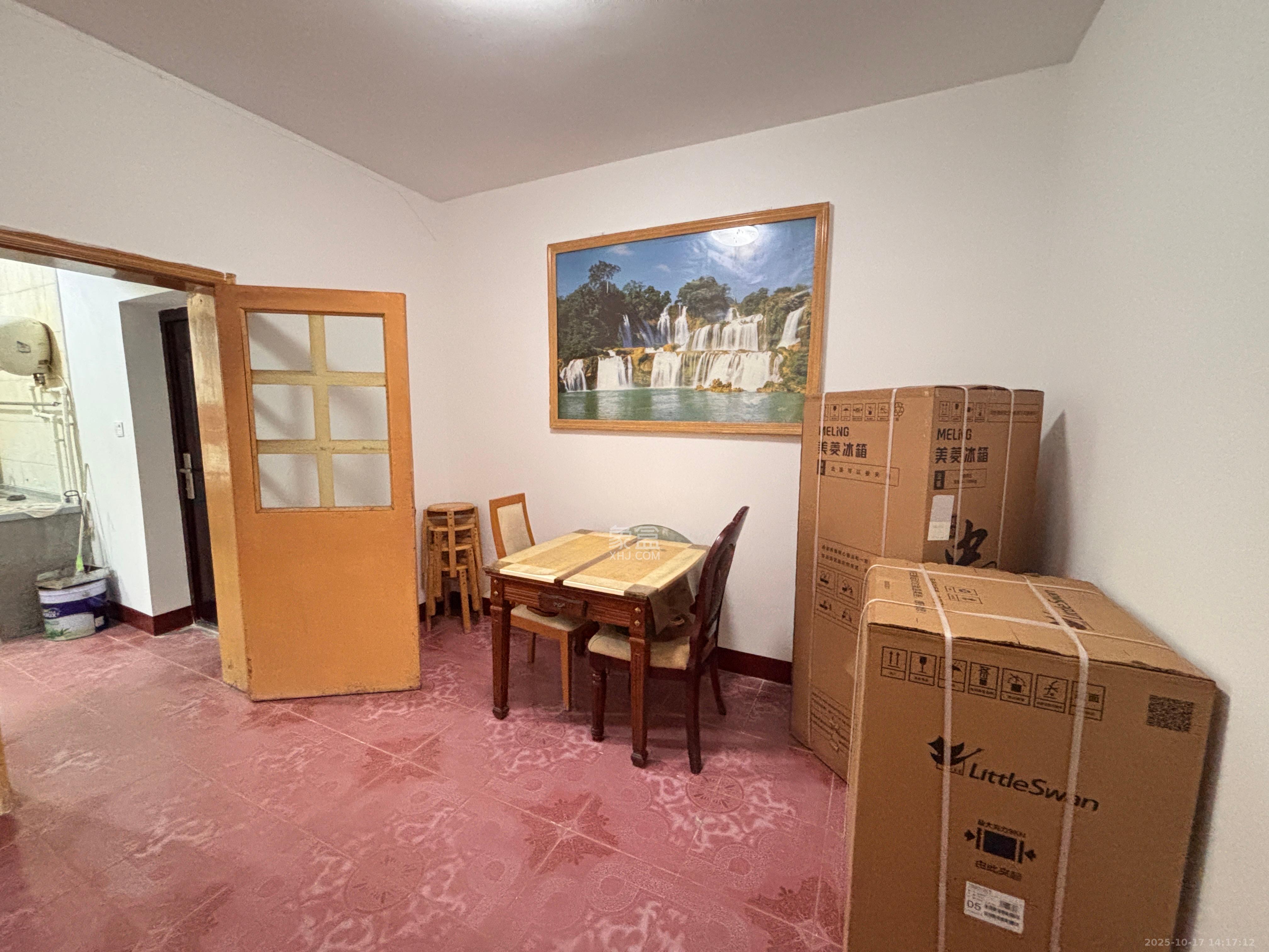 通程物流宿舍  2室2厅1卫    1600.0元/月室内图