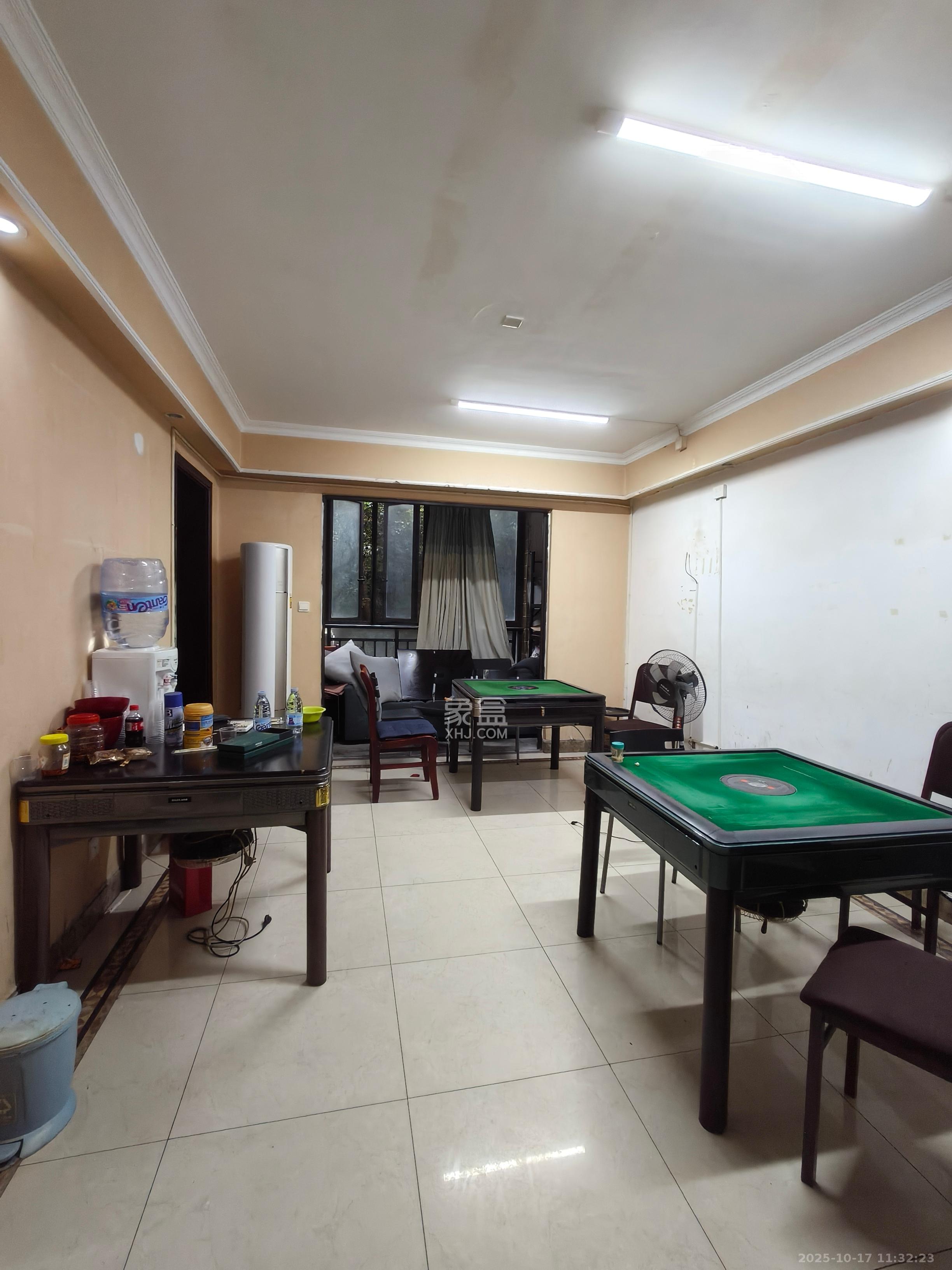 中海国际一期 3室2厅1卫 2500.0元/月 中海国际一期 3室2厅1卫 2500.0元/月室内图