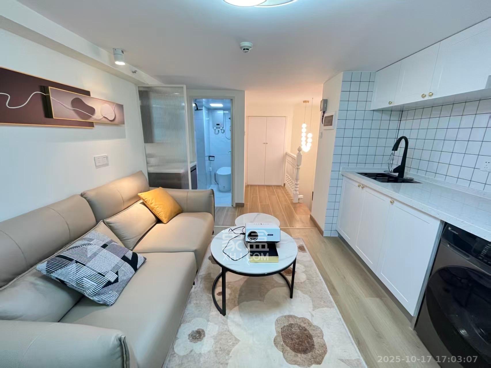 时代MOMA云PARK  2室2厅2卫    2600.0元/月 时代MOMA云PARK  2室2厅2卫    2600.0元/月室内图