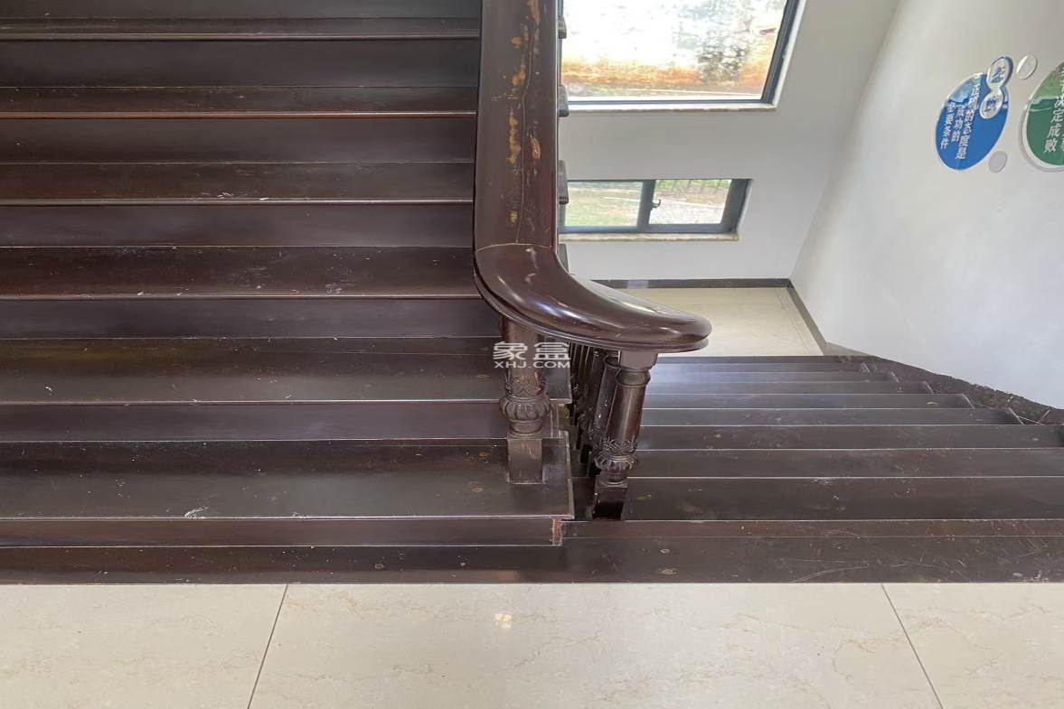 万花坊铂金公馆别墅 6室3厅2卫 17000.0元/月 万花坊铂金公馆别墅 6室3厅2卫 17000.0元/月户型图