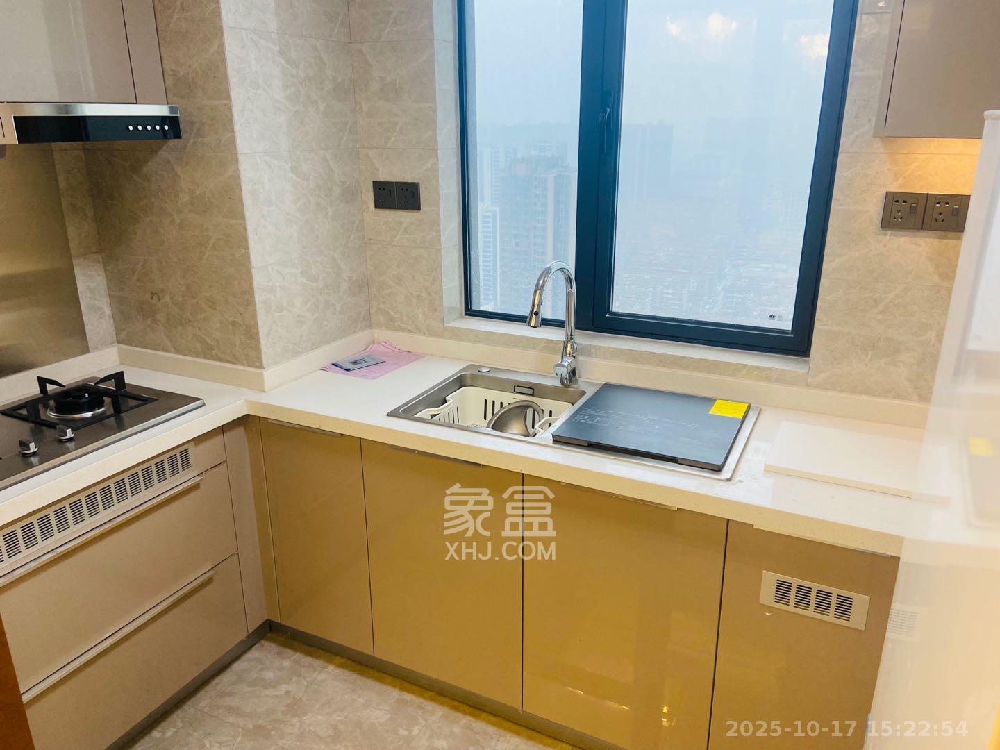 梅溪悦章  3室2厅2卫    4000.0元/月室内图