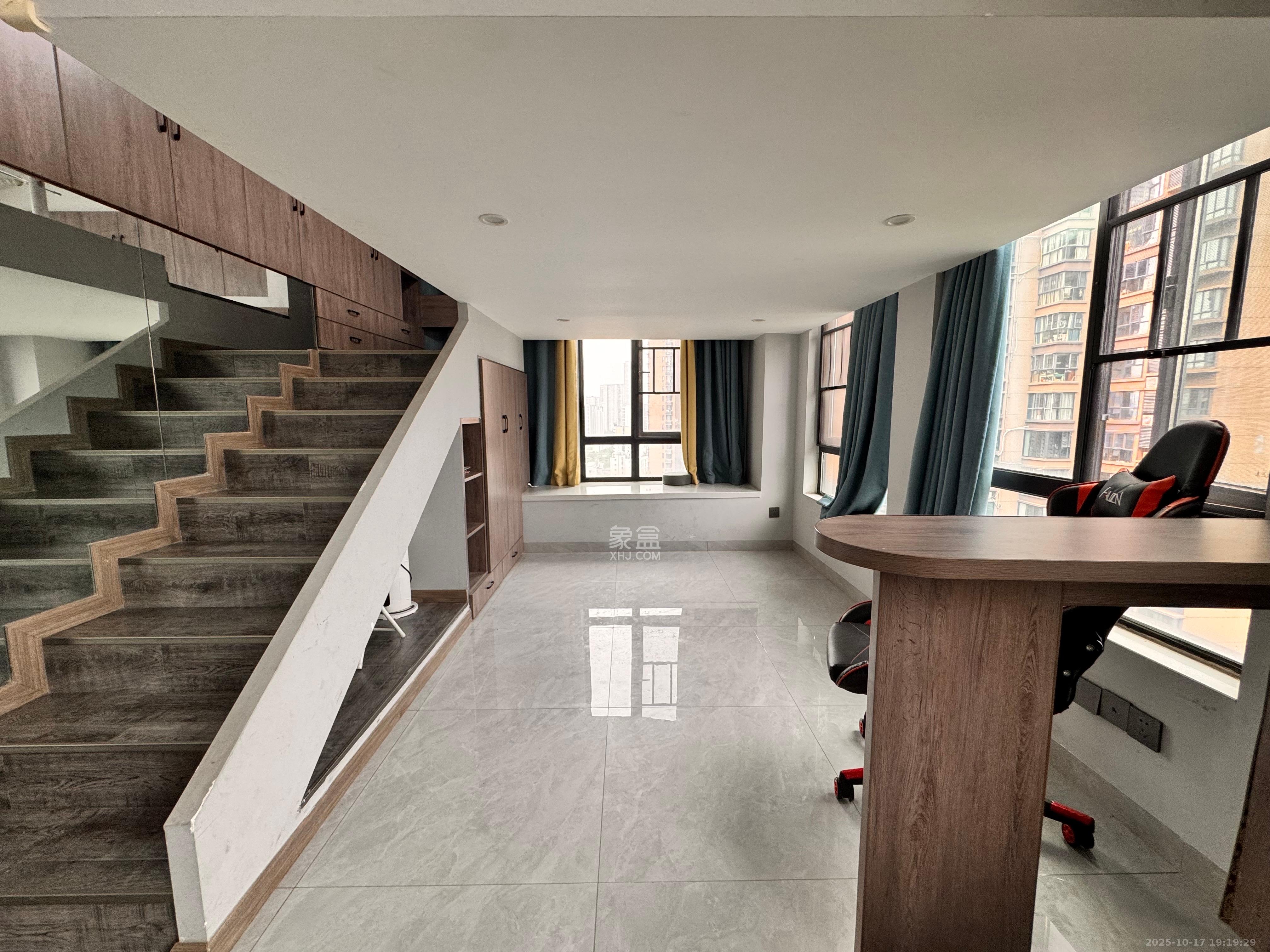 荣悦台  1室1厅1卫    1800.0元/月室内图