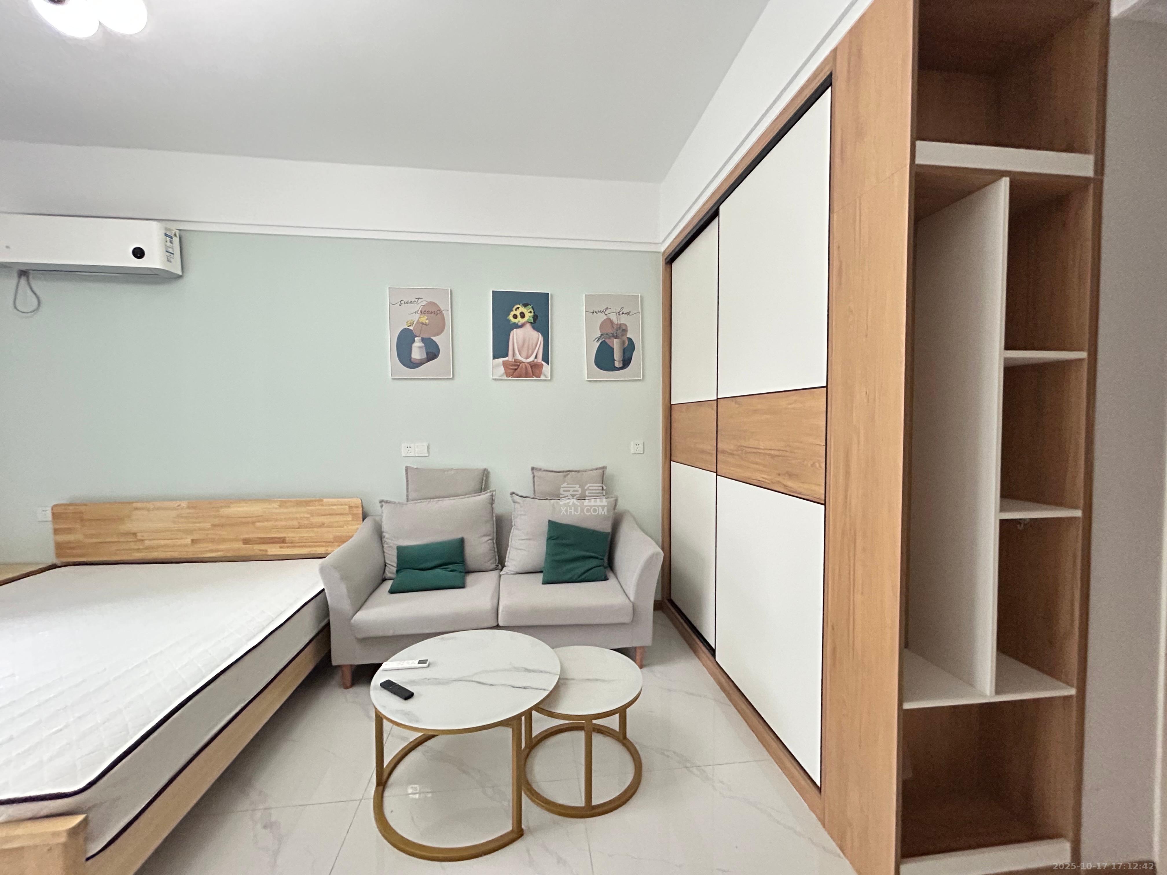 中建悦和城  1室1厅1卫    1400.0元/月室内图