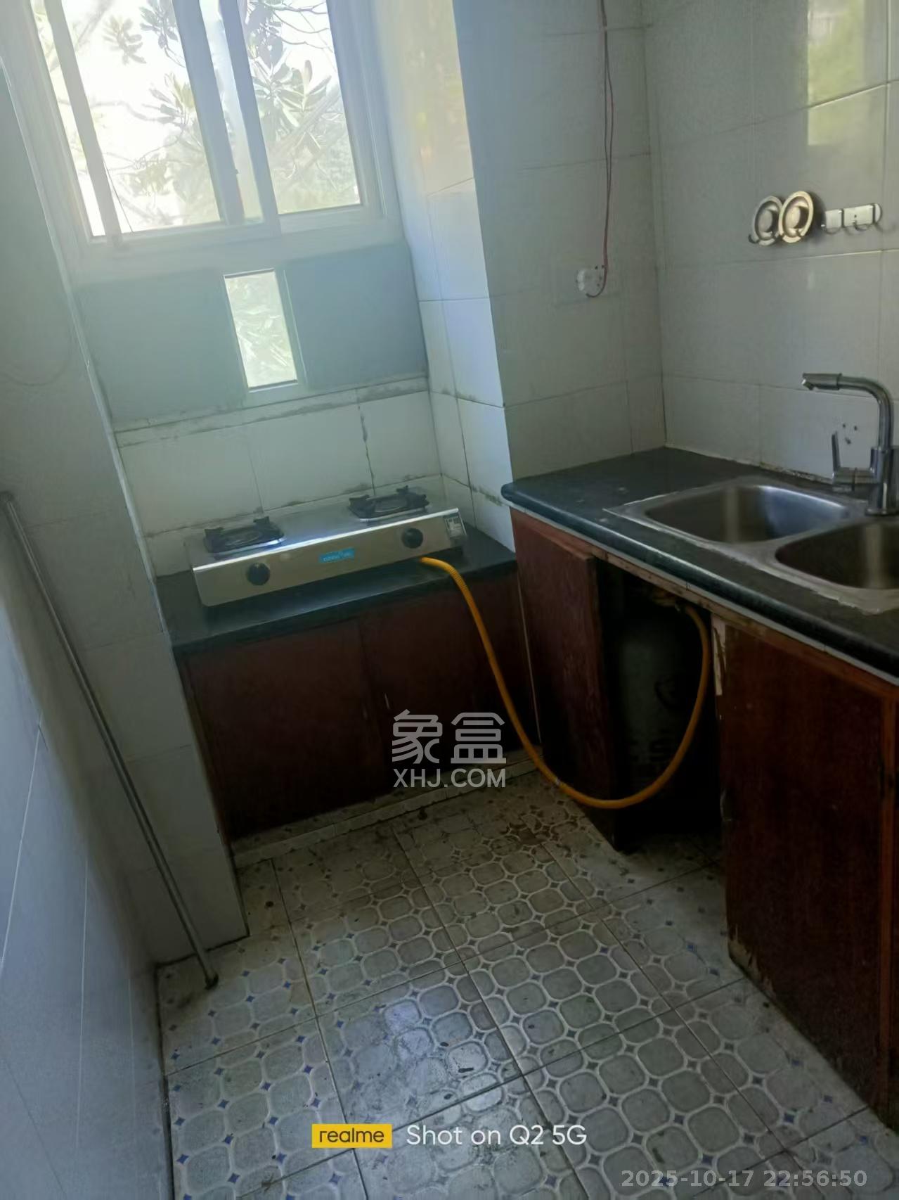 白羊坡汽电宿舍 3室1厅1卫 1300.0元/月 白羊坡汽电宿舍 3室1厅1卫 1300.0元/月室内图