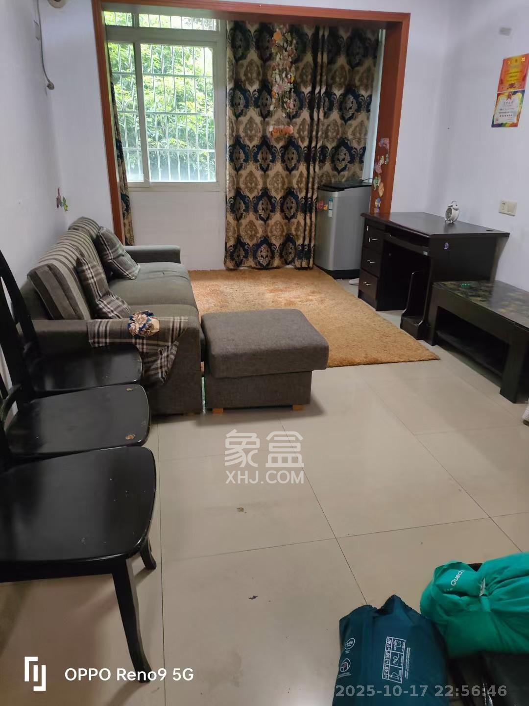 白羊坡汽电宿舍  3室1厅1卫    1300.0元/月