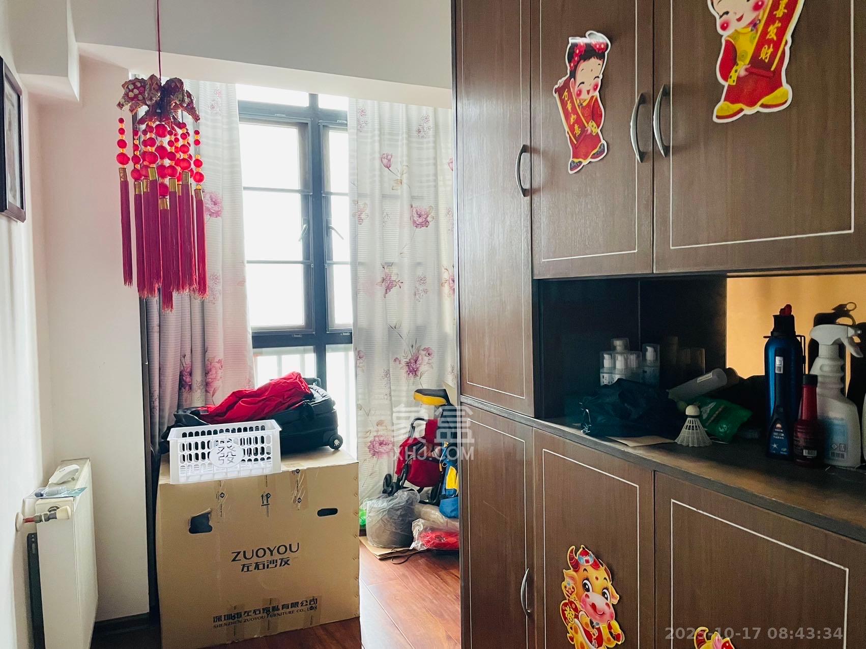 麓谷明珠 3室2厅1卫 3300.0元/月 麓谷明珠 3室2厅1卫 3300.0元/月室内图