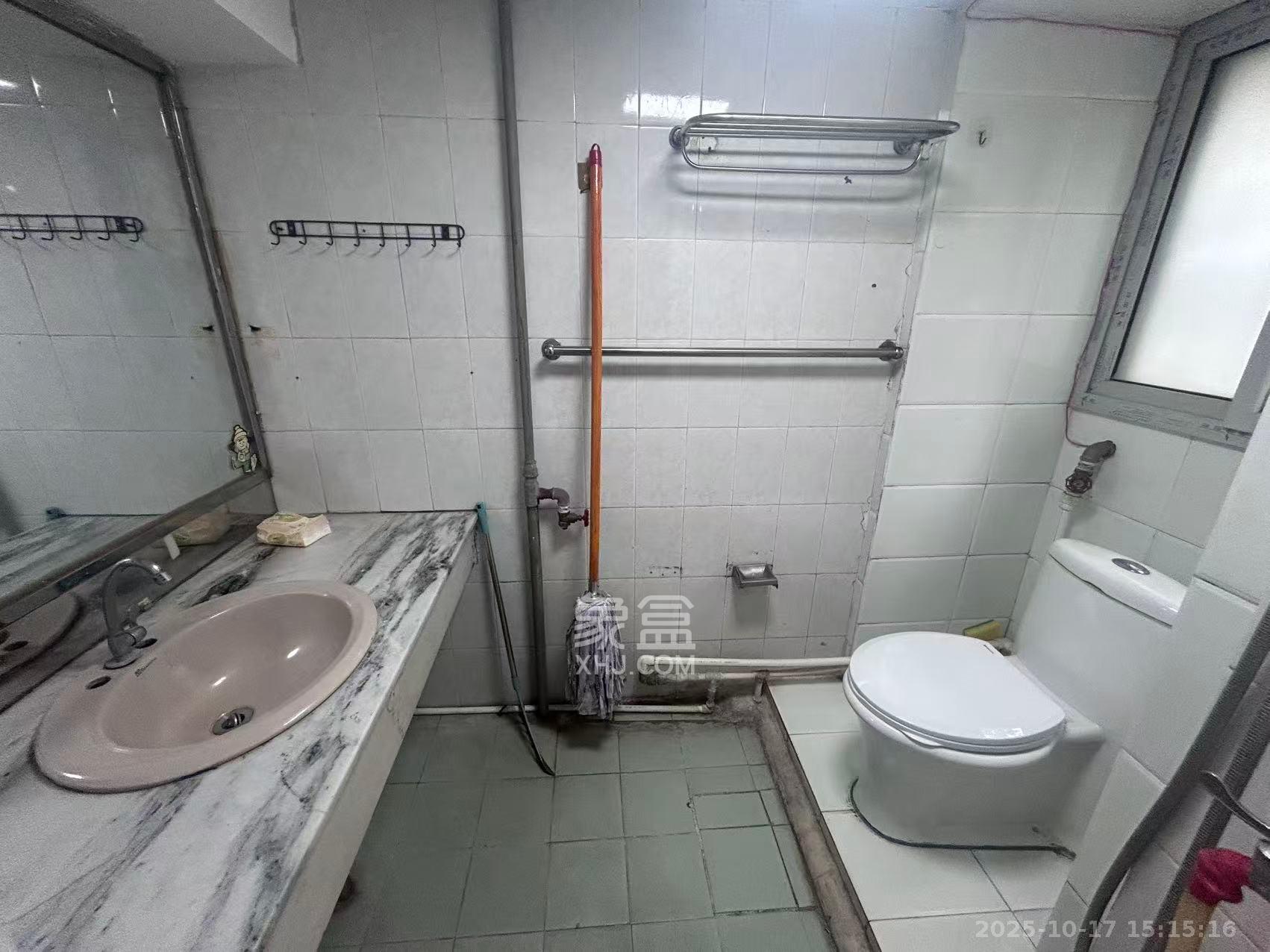 涂家冲社区(涂新小区、农商银行宿舍)  2室1厅1卫    2000.0元/月 涂家冲社区(涂新小区、农商银行宿舍)  2室1厅1卫    2000.0元/月室内图