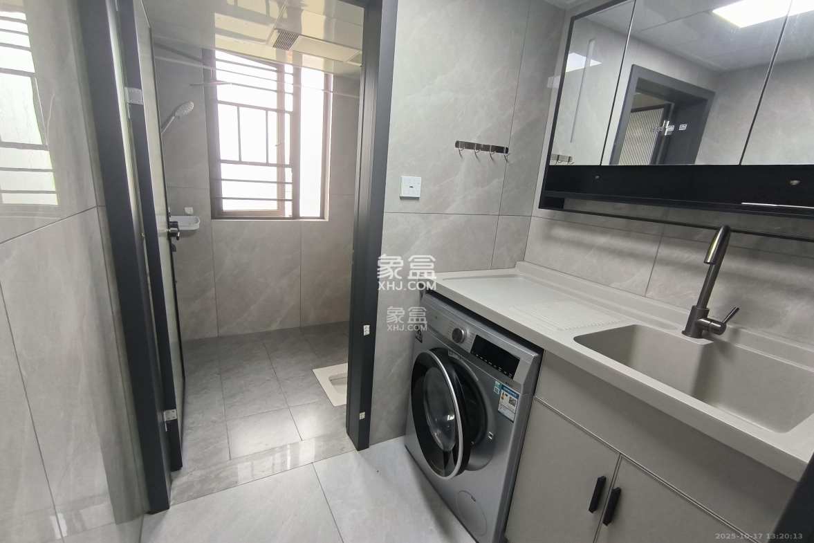 青竹湖曦园  4室2厅2卫    4500.0元/月 青竹湖曦园  4室2厅2卫    4500.0元/月室内图