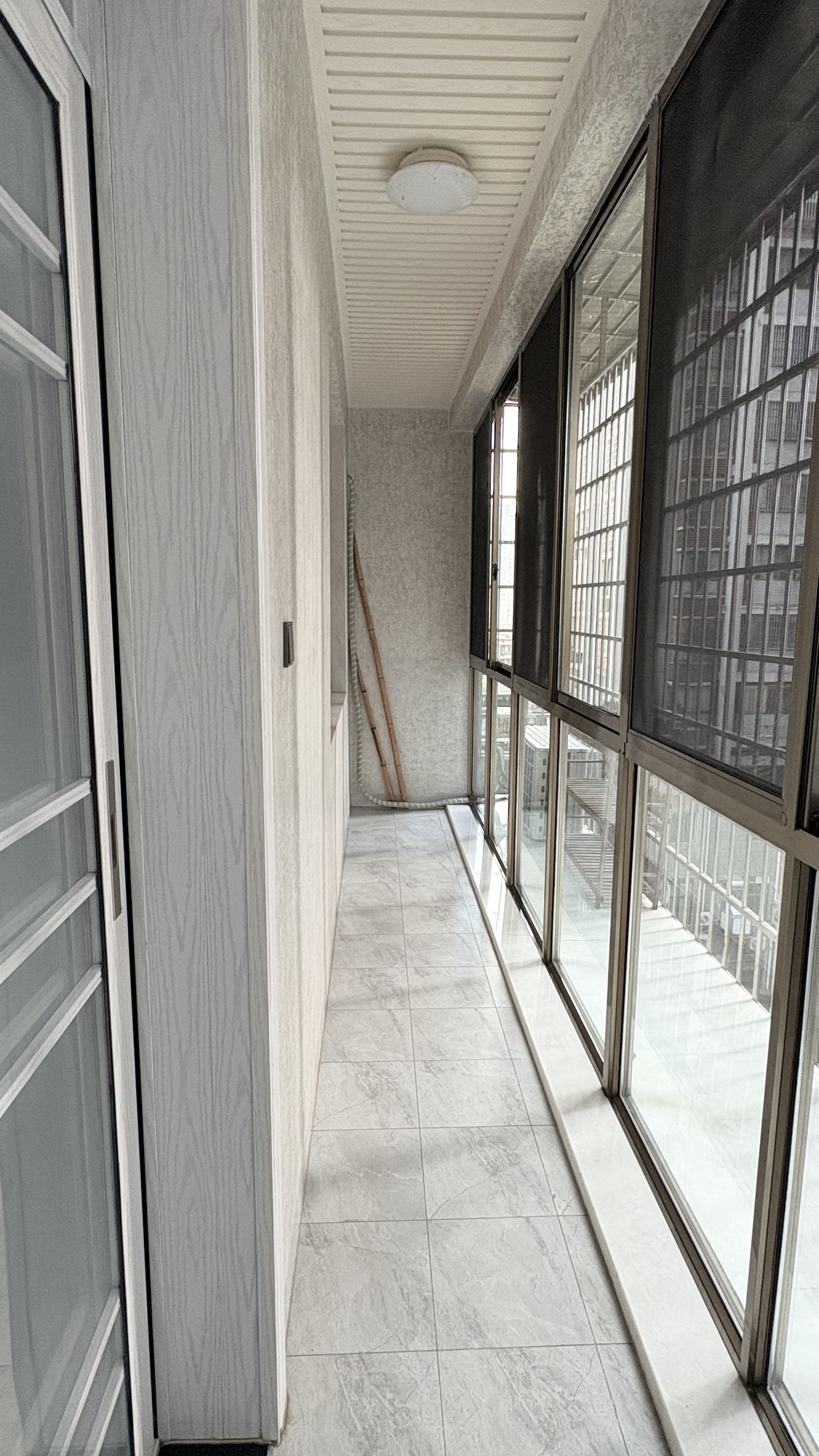 娄星区散盘 4室2厅2卫 79.8万 娄星区散盘 4室2厅2卫 79.8万客厅