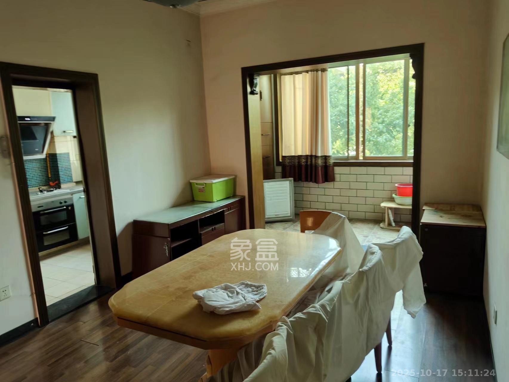 物资厅宿舍(五一大道) 2室1厅1卫 2000.0元/月 物资厅宿舍(五一大道) 2室1厅1卫 2000.0元/月室内图