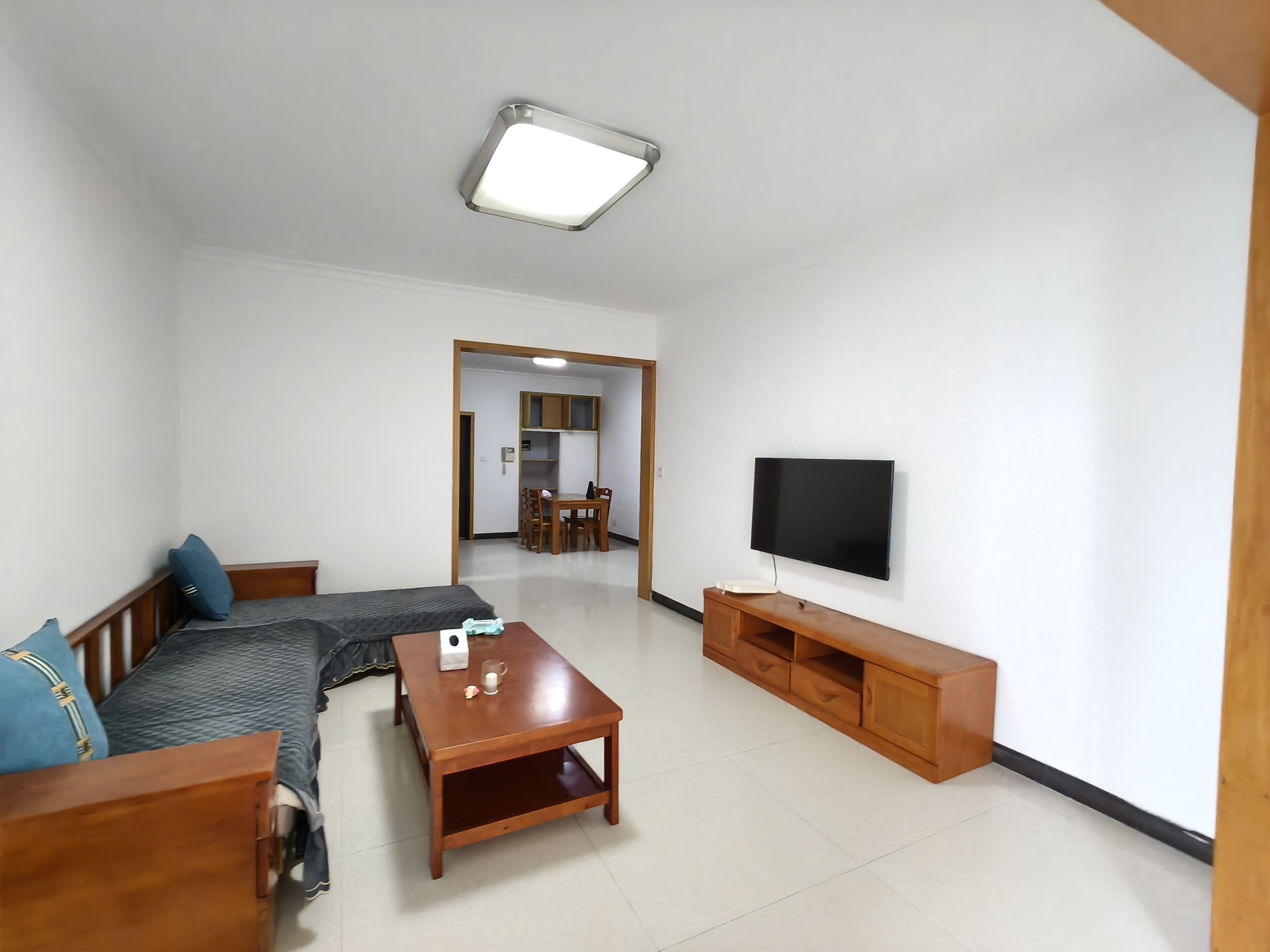 资江明珠  2室2厅1卫    1300.0元/月室内图