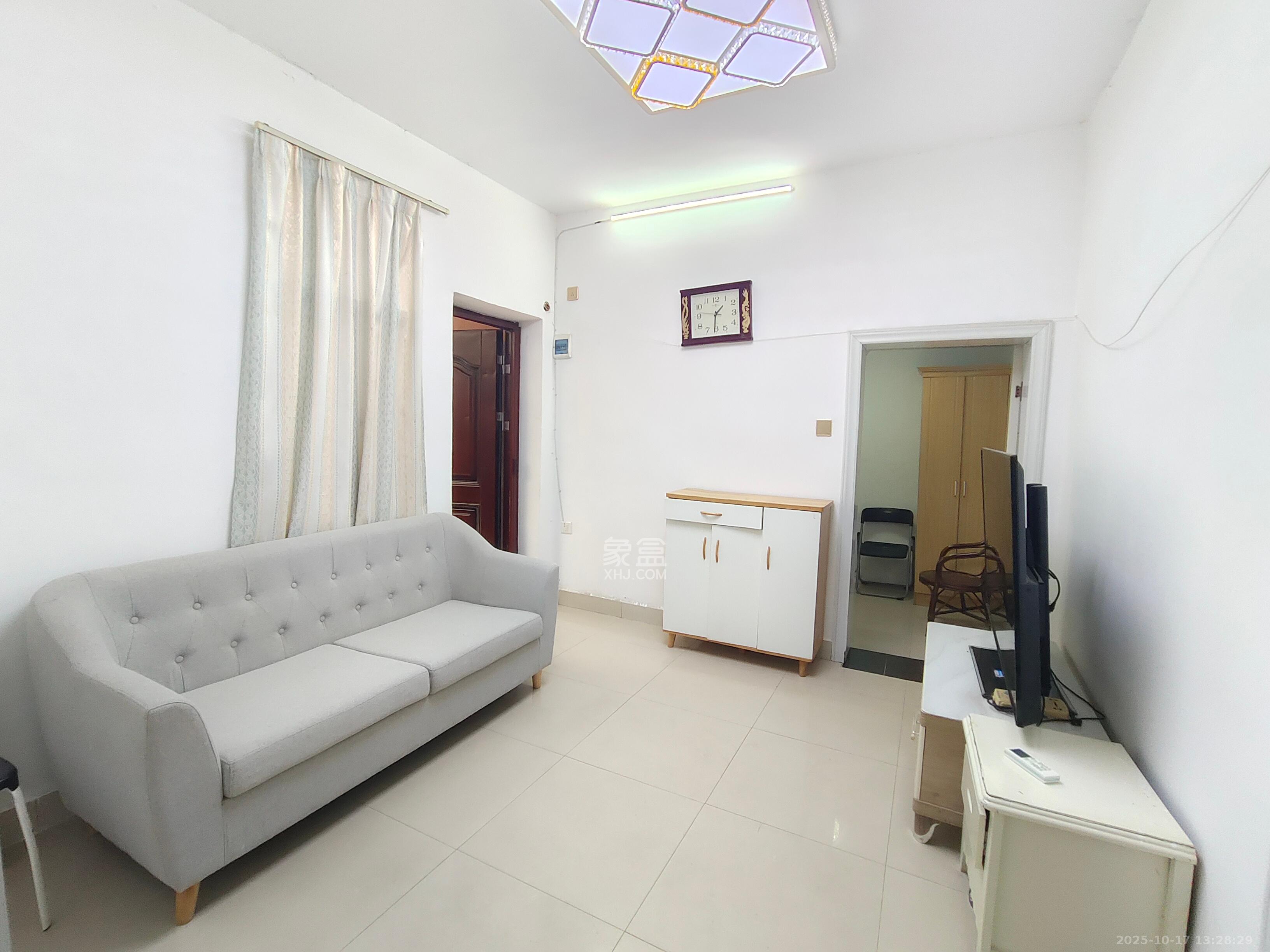 桂花二村  2室1厅1卫    1400.0元/月 桂花二村  2室1厅1卫    1400.0元/月室内图