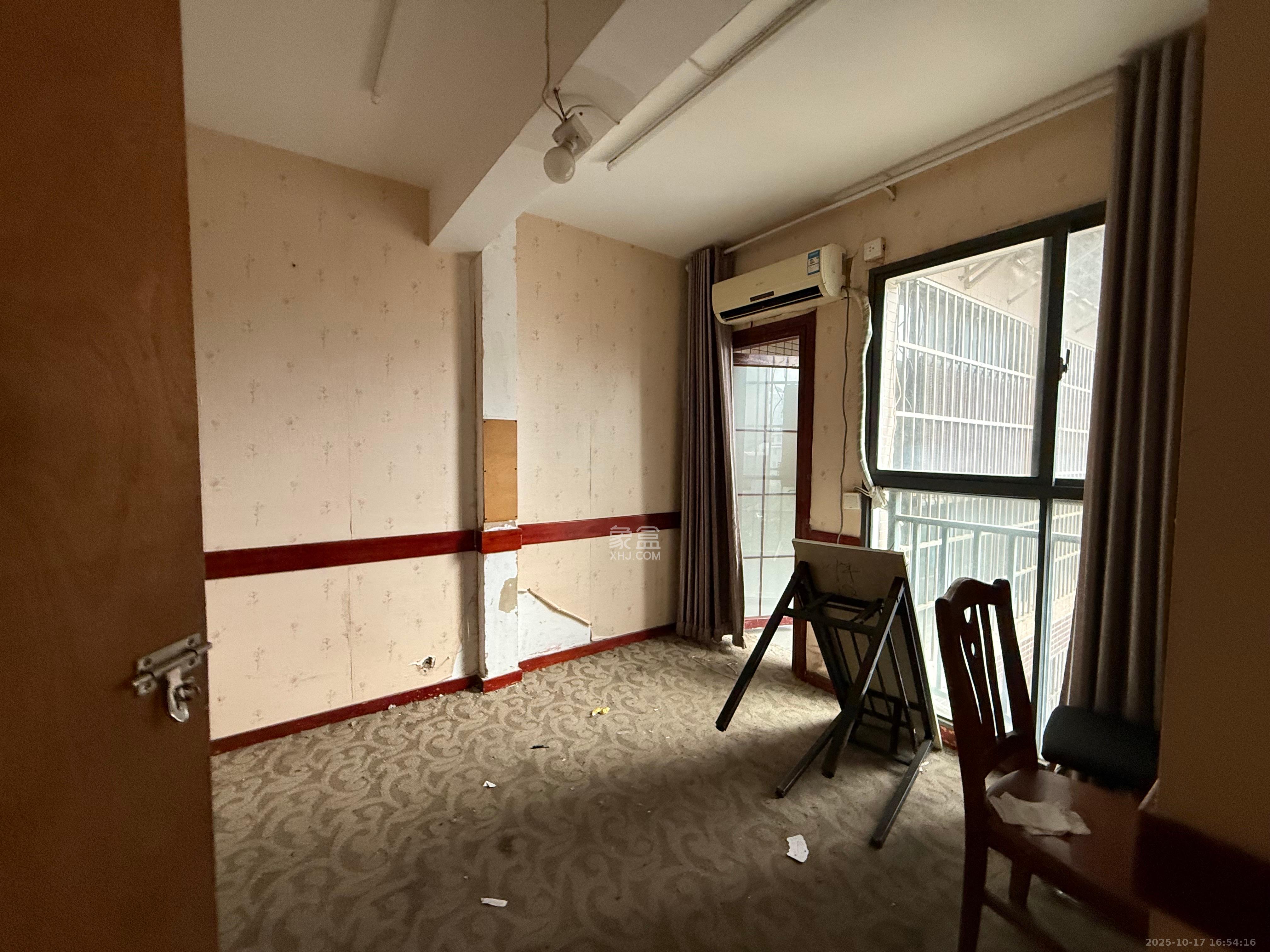 君庭金福苑  1室1厅1卫    4000.0元/月室内图