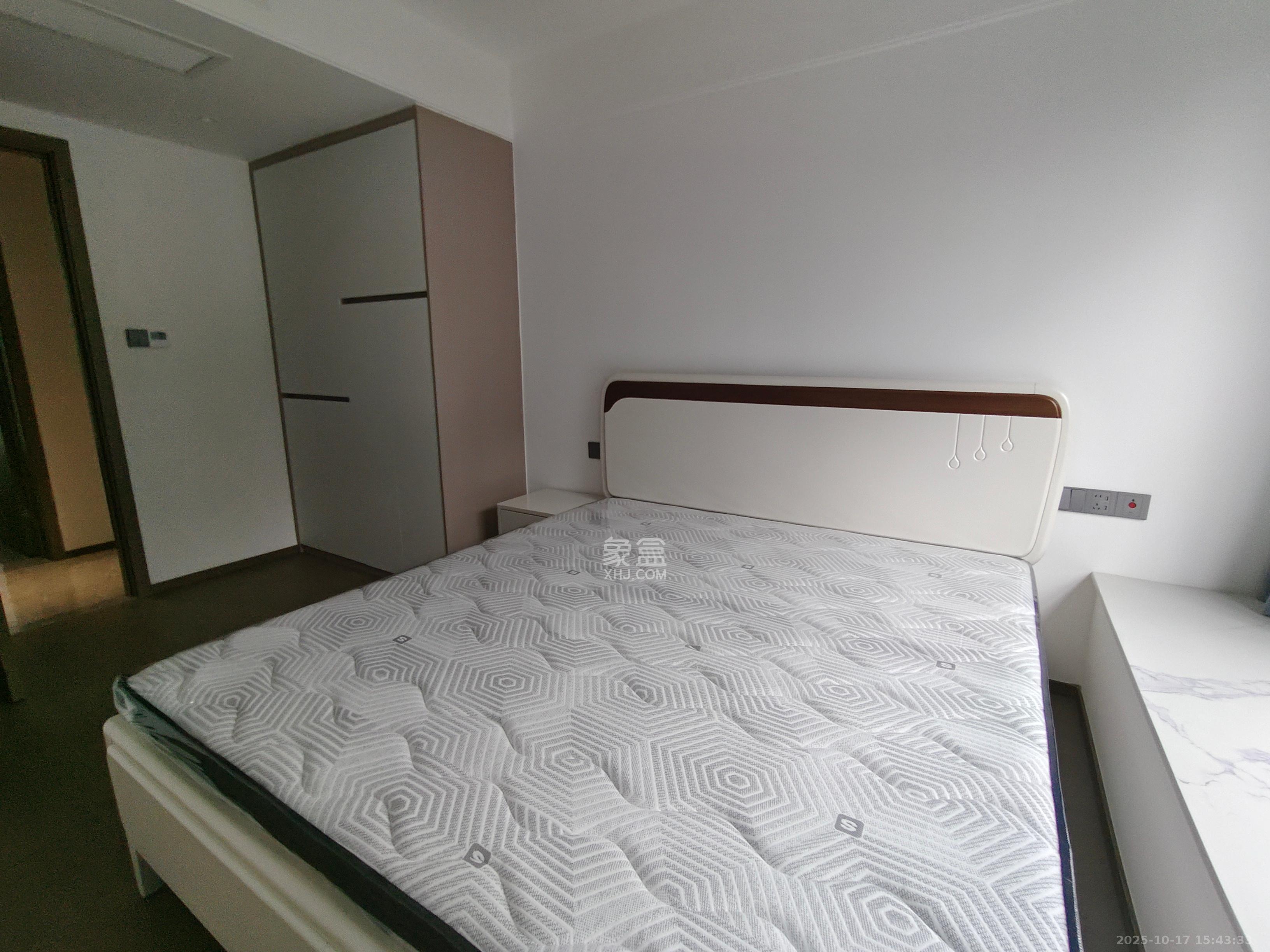 百世云境  3室2厅2卫    3300.0元/月 百世云境  3室2厅2卫    3300.0元/月室内图