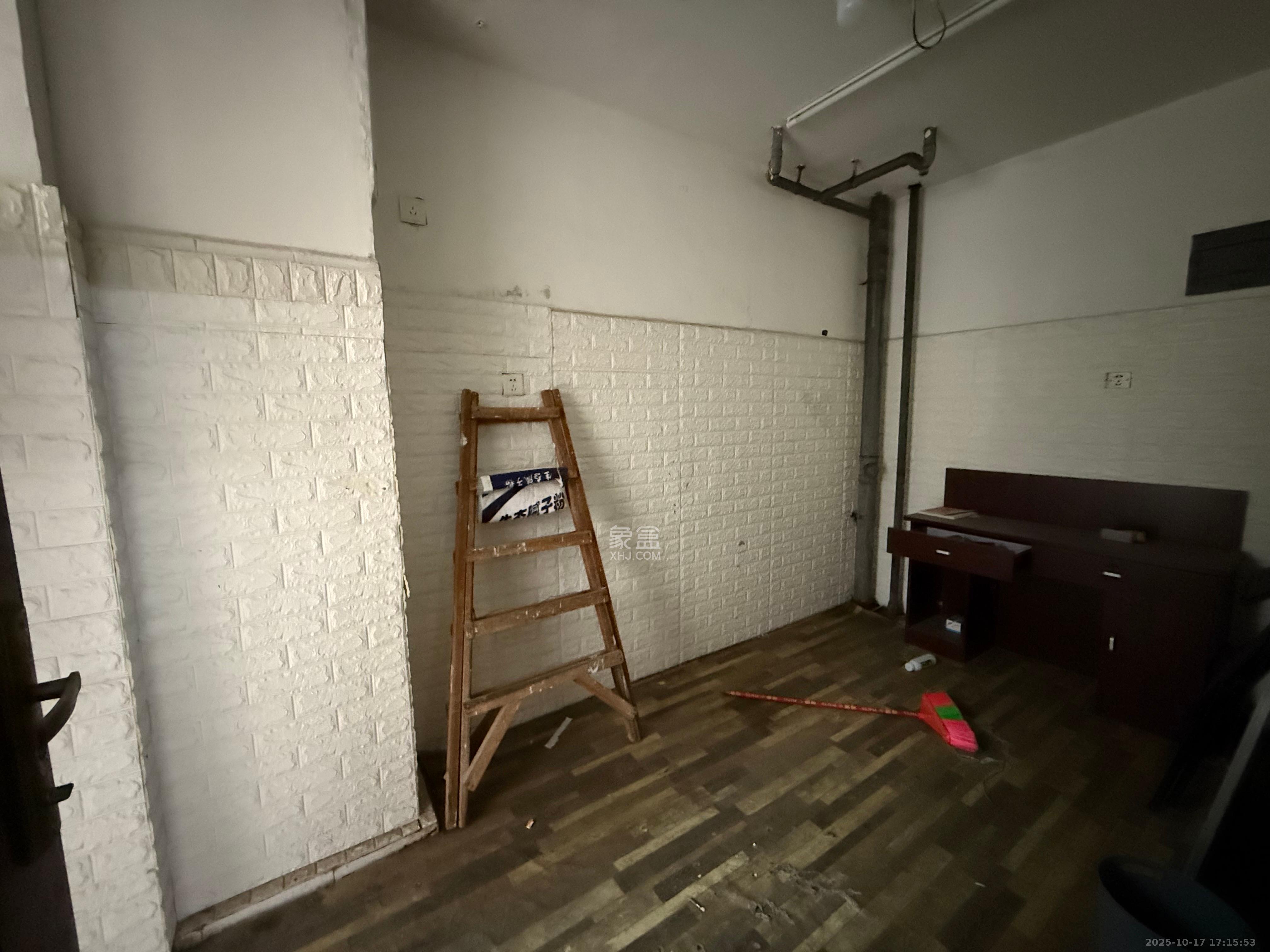 君庭金福苑 2室2厅1卫 4000.0元/月 君庭金福苑 2室2厅1卫 4000.0元/月室内图