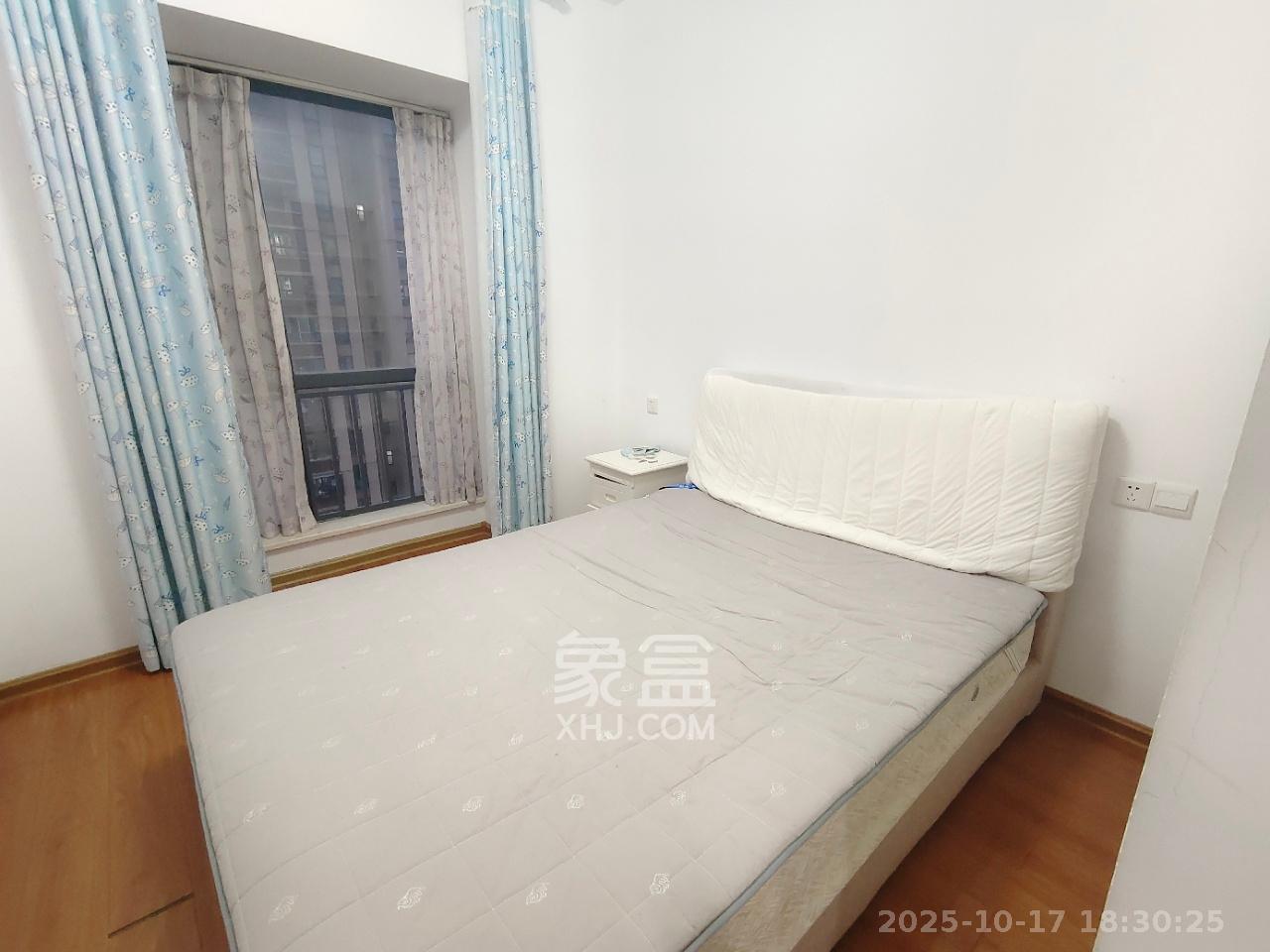 兰亭都荟(璟峰苑) 3室2厅1卫 2800.0元/月 兰亭都荟(璟峰苑) 3室2厅1卫 2800.0元/月室内图