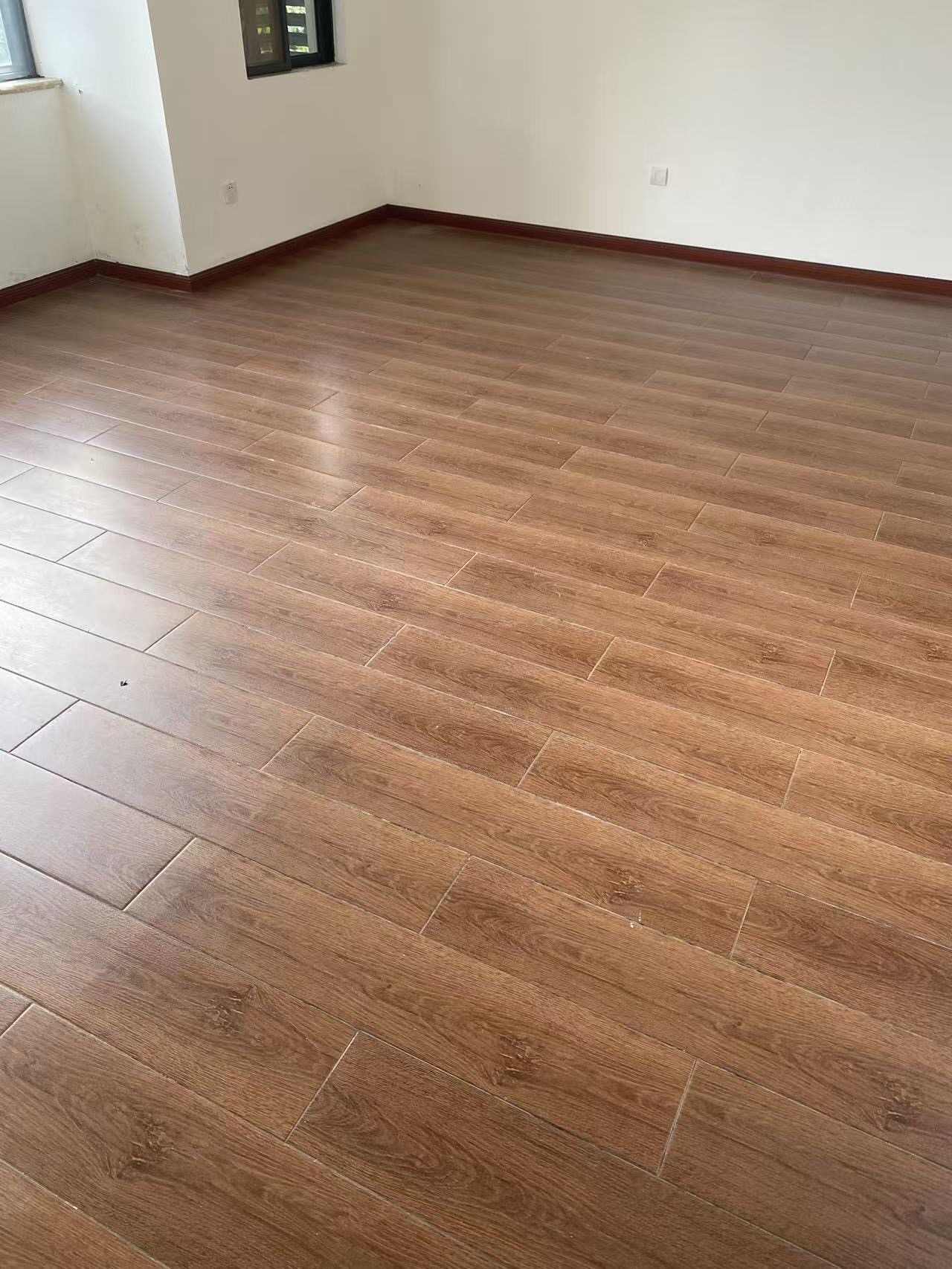 万花坊铂金公馆别墅  6室3厅2卫    17000.0元/月