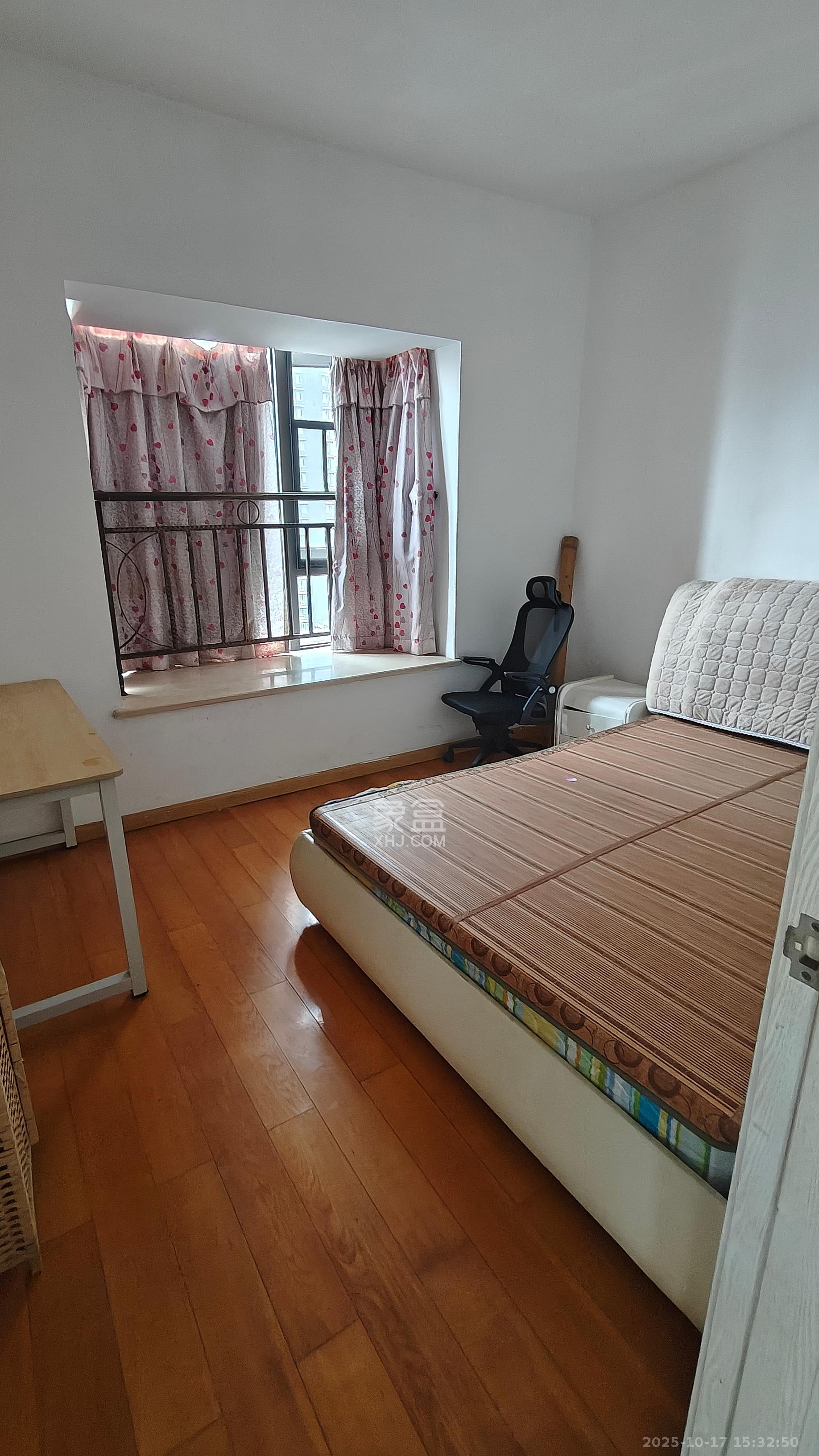 佳天瑞宁花园  2室2厅1卫    2300.0元/月 佳天瑞宁花园  2室2厅1卫    2300.0元/月室内图