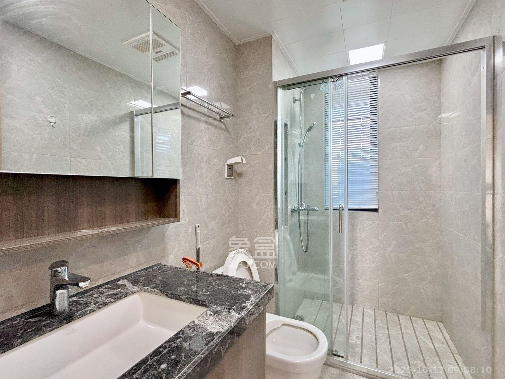 中海阅溪府 4室2厅3卫 8800.0元/月 中海阅溪府 4室2厅3卫 8800.0元/月室内图