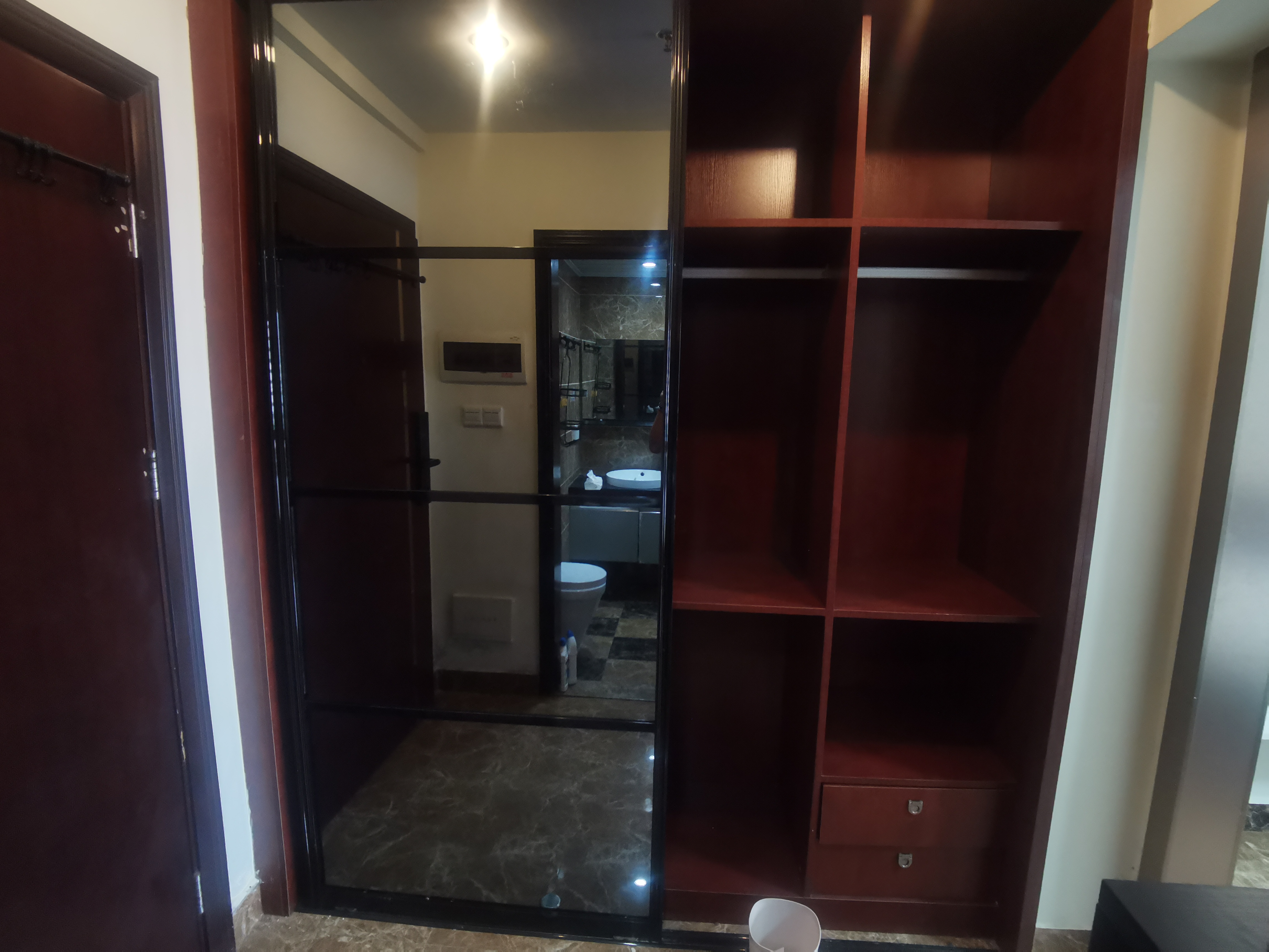 正大豪庭 1室1厅1卫 1700.0元/月 正大豪庭 1室1厅1卫 1700.0元/月室内图