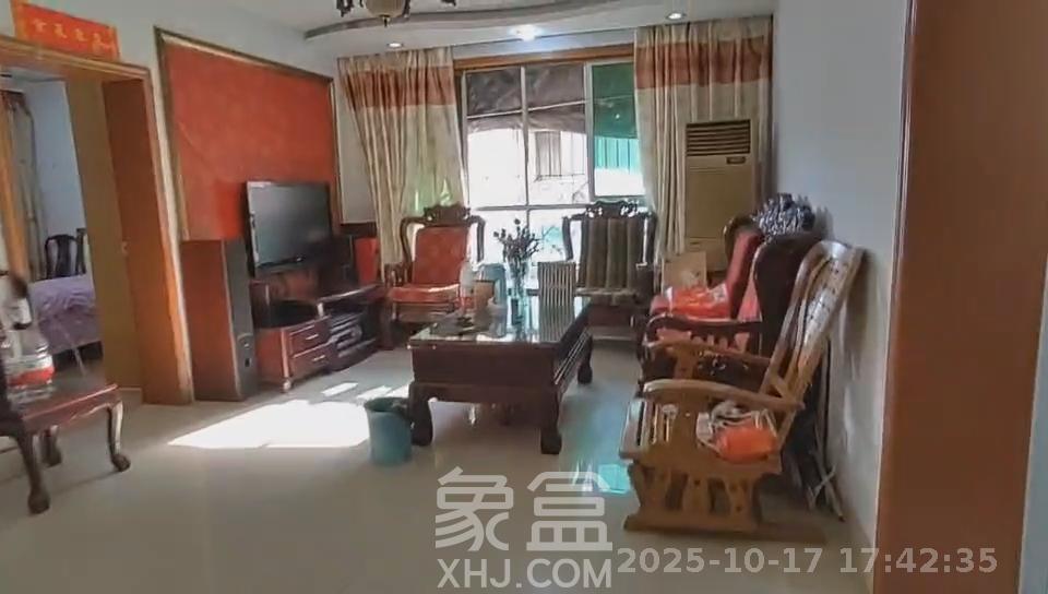 韵景商居  2室1厅1卫    1600.0元/月