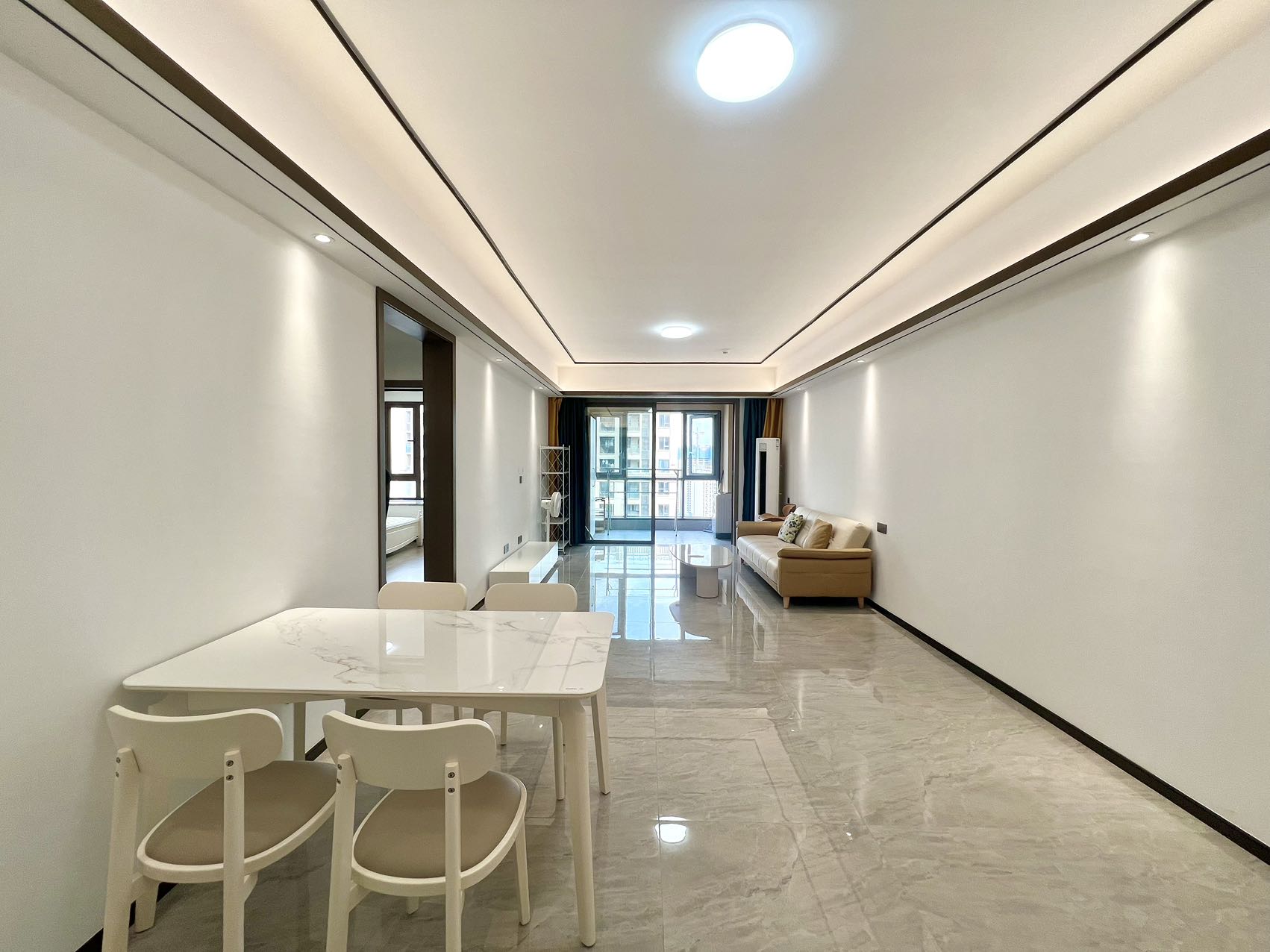 海航豪庭南苑  2室2厅1卫    4500.0元/月 海航豪庭南苑  2室2厅1卫    4500.0元/月室内图