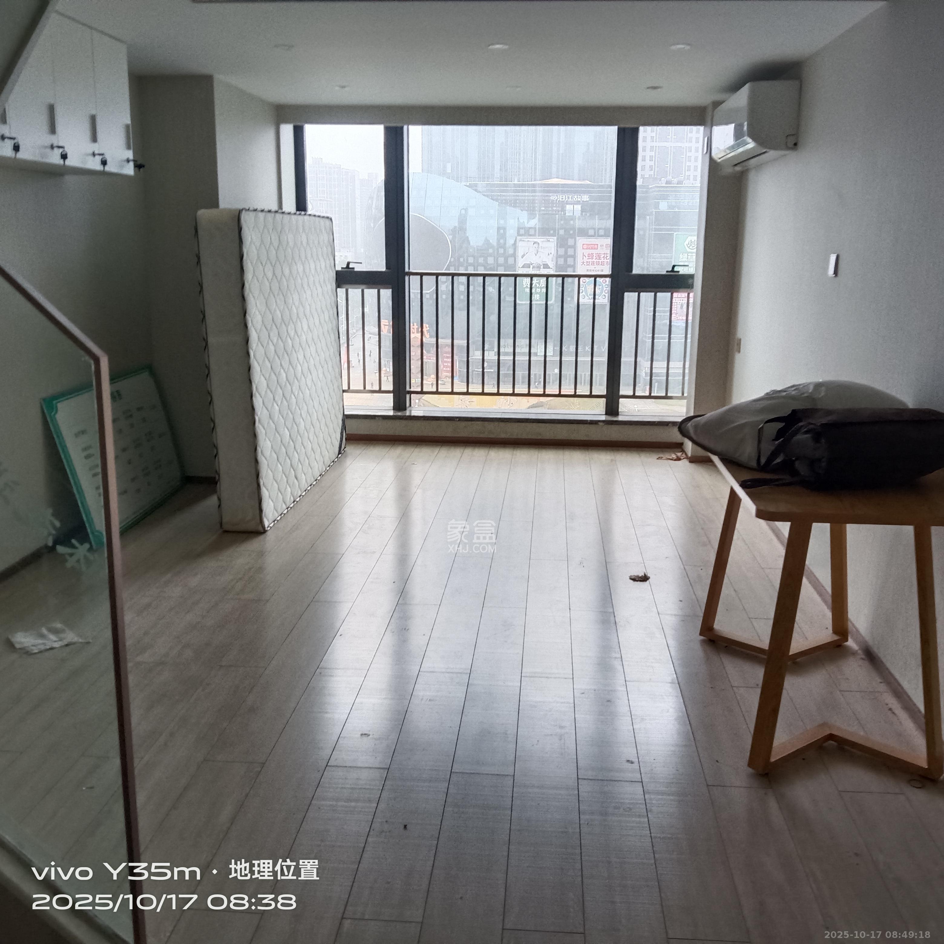 华远华时代  2室1厅1卫    3600.0元/月