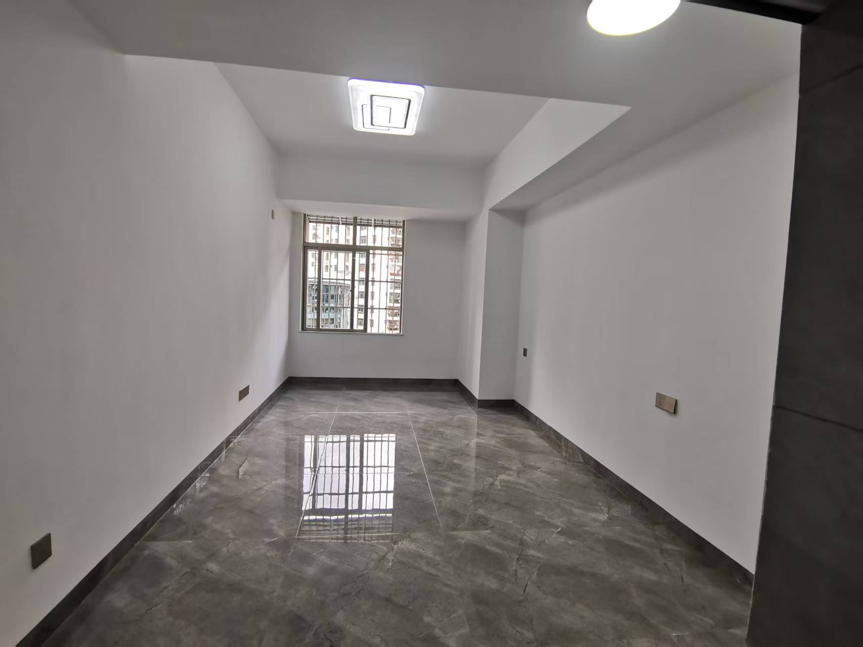 博南苑二期 1室0厅1卫 1700.0元/月 博南苑二期 1室0厅1卫 1700.0元/月室内图