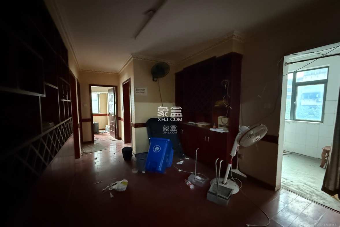 君庭金福苑 2室2厅1卫 4000.0元/月 君庭金福苑 2室2厅1卫 4000.0元/月室内图