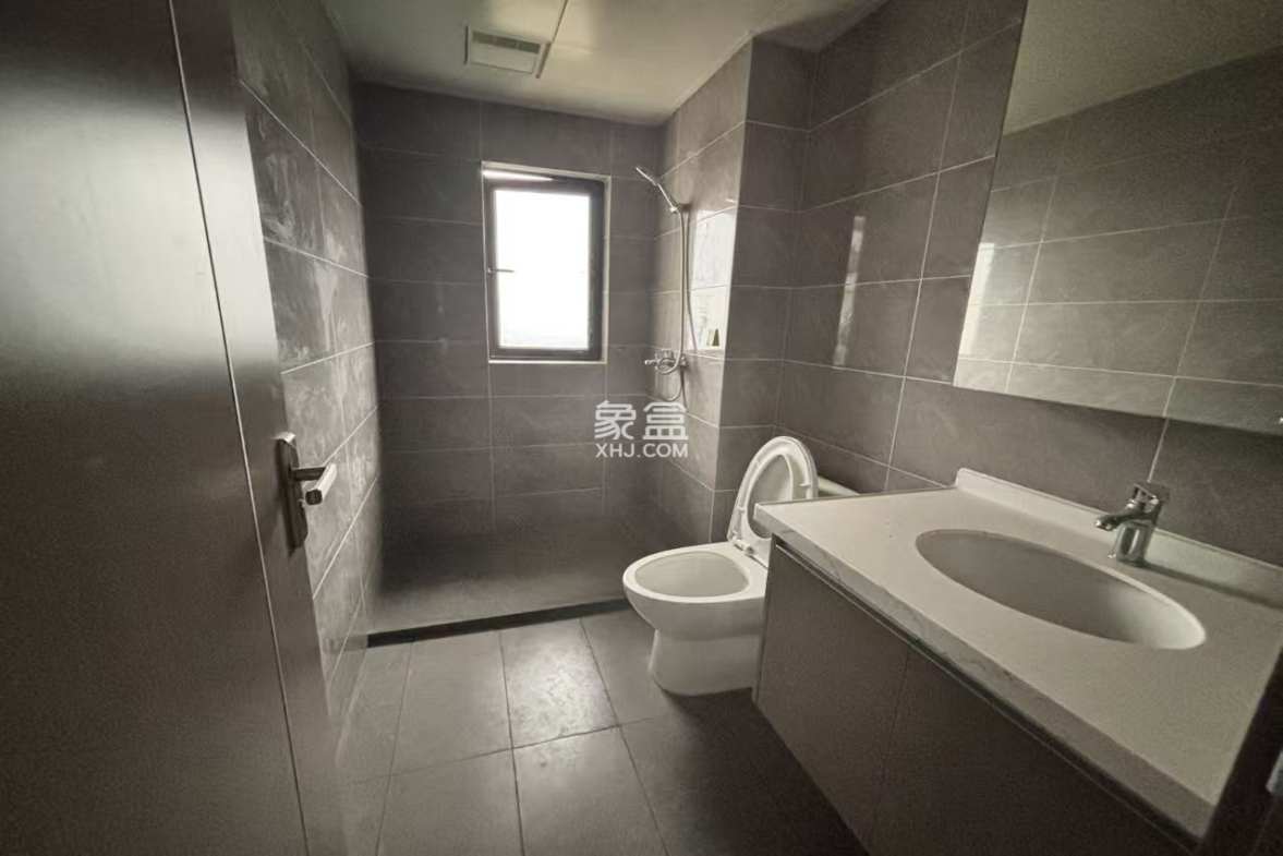 金科集美东方 3室2厅2卫 1800.0元/月 金科集美东方 3室2厅2卫 1800.0元/月室内图