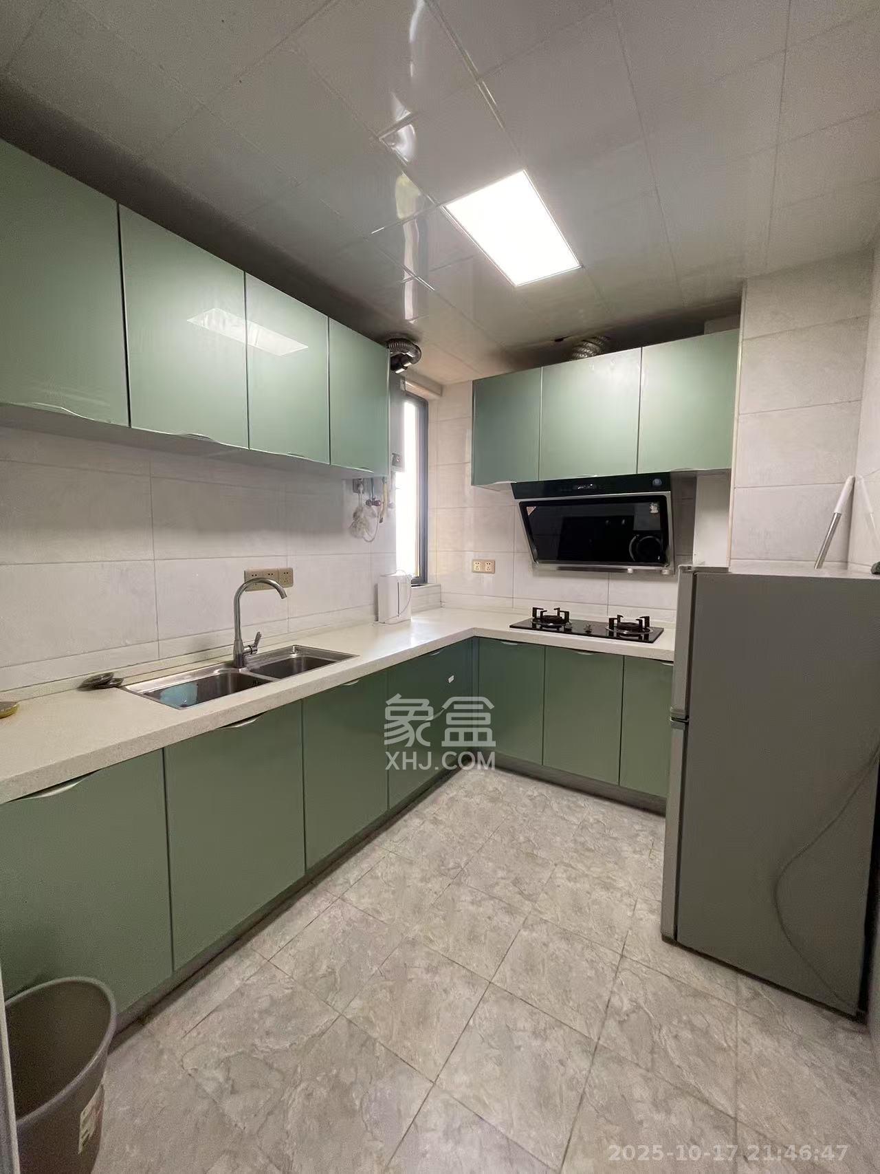 荣盛花语书苑  2室1厅1卫    2500.0元/月室内图