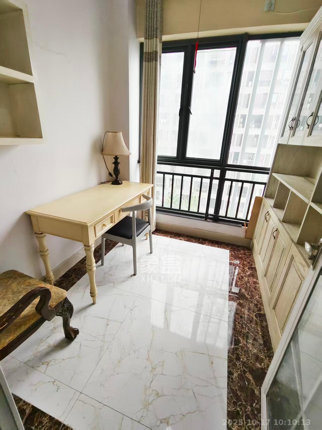 长大彩虹都  3室2厅1卫    2800.0元/月 长大彩虹都  3室2厅1卫    2800.0元/月室内图