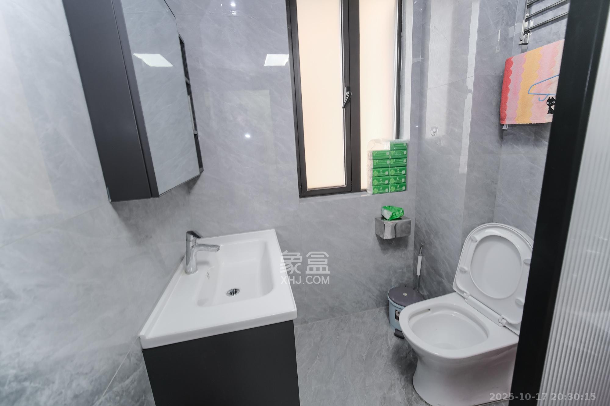 星雅美辰 1室0厅0卫 104.8万 星雅美辰 1室0厅0卫 104.8万卫生间