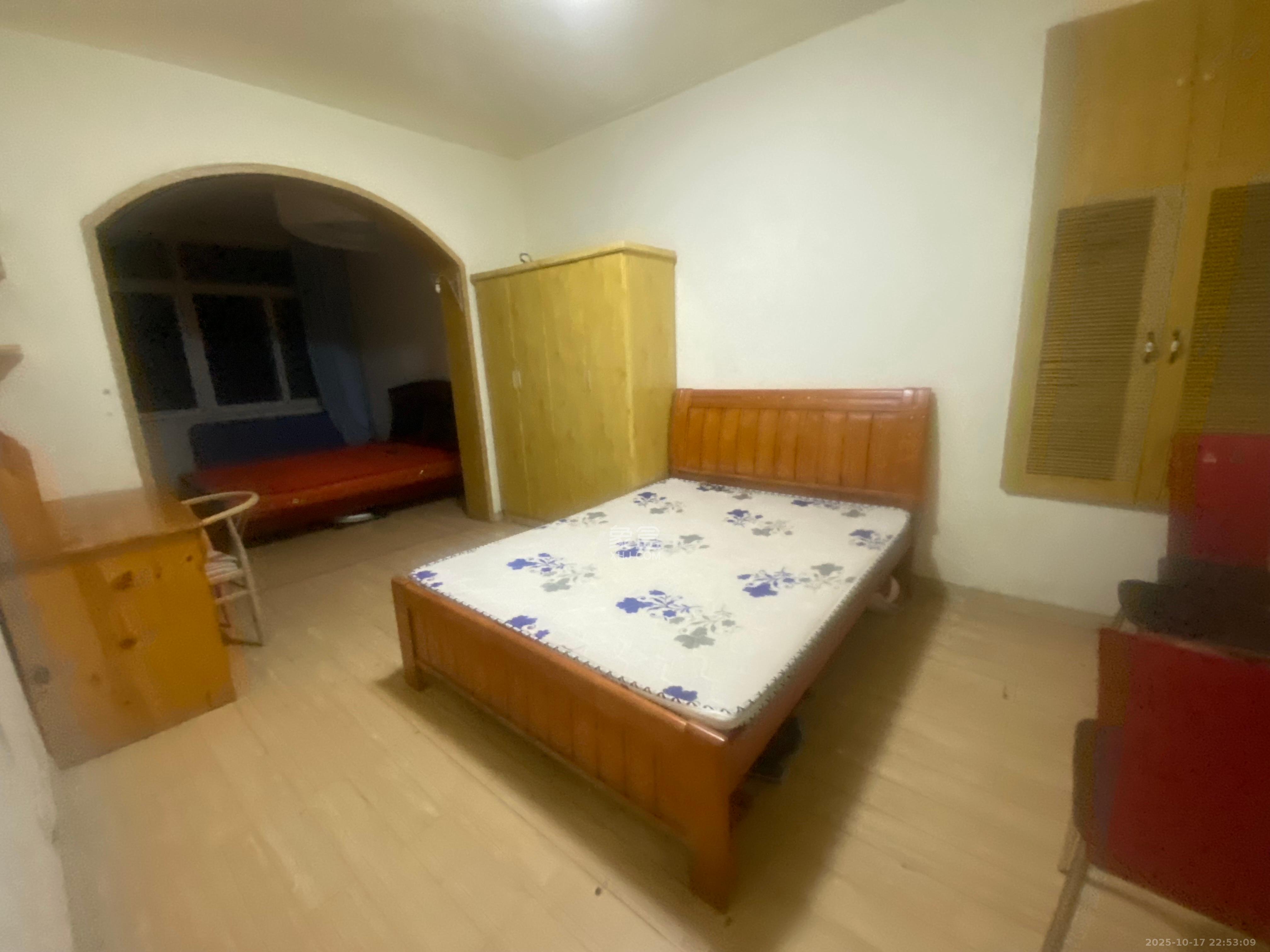 新华都万家城  3室1厅2卫    2400.0元/月 新华都万家城  3室1厅2卫    2400.0元/月室内图