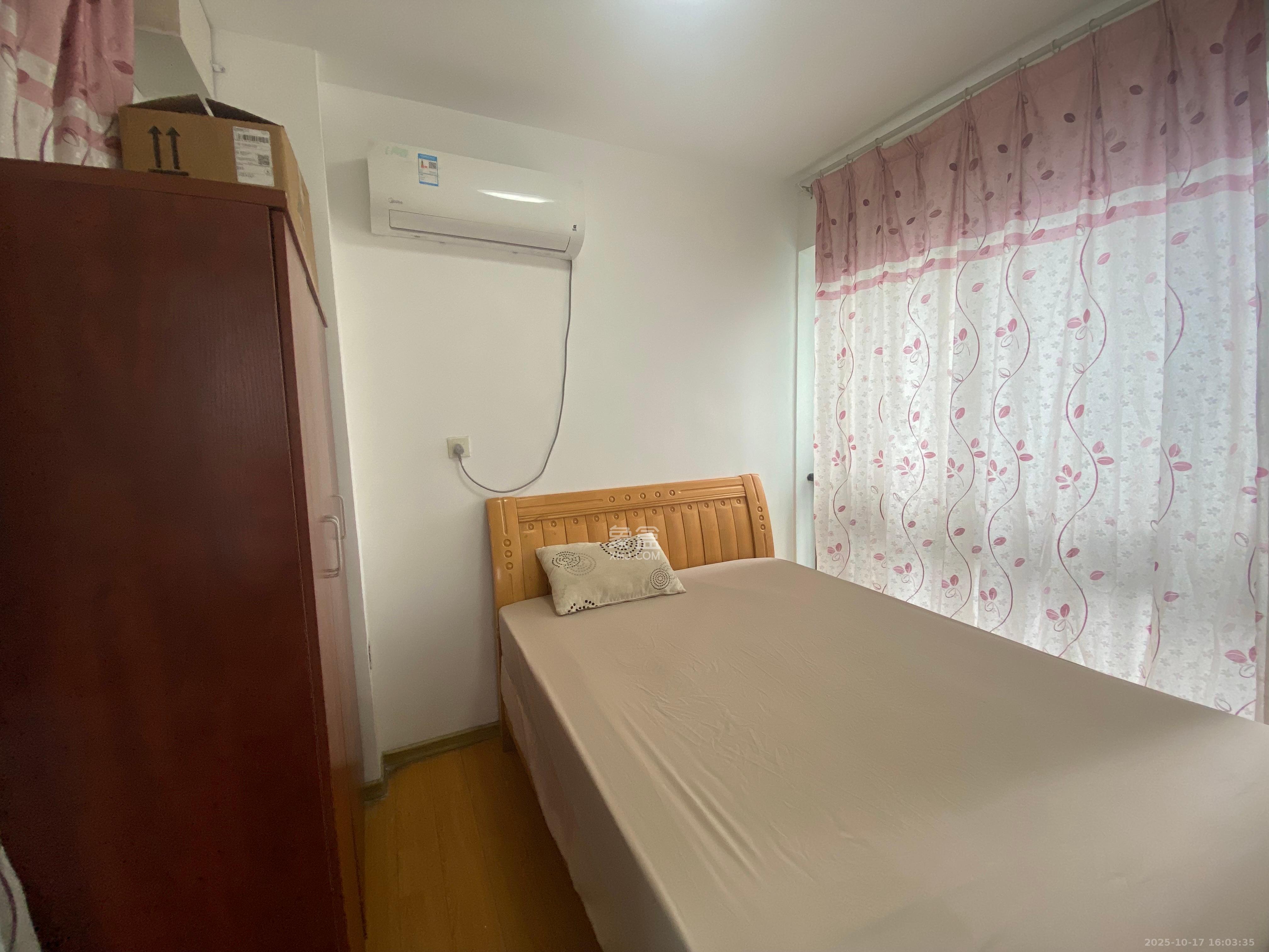 长大彩虹都  3室2厅1卫    1900.0元/月室内图